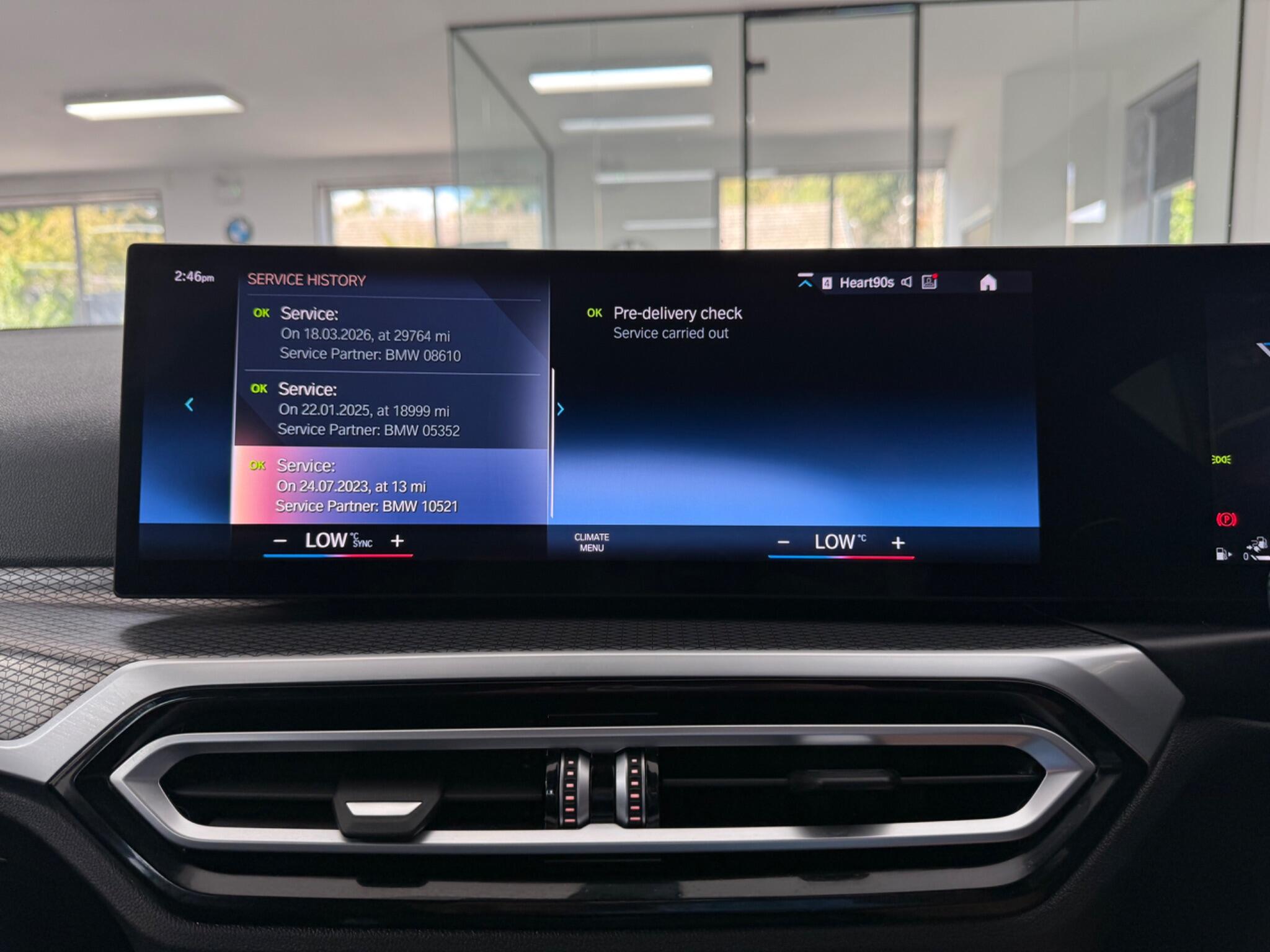 BMW 3 Series view 9
