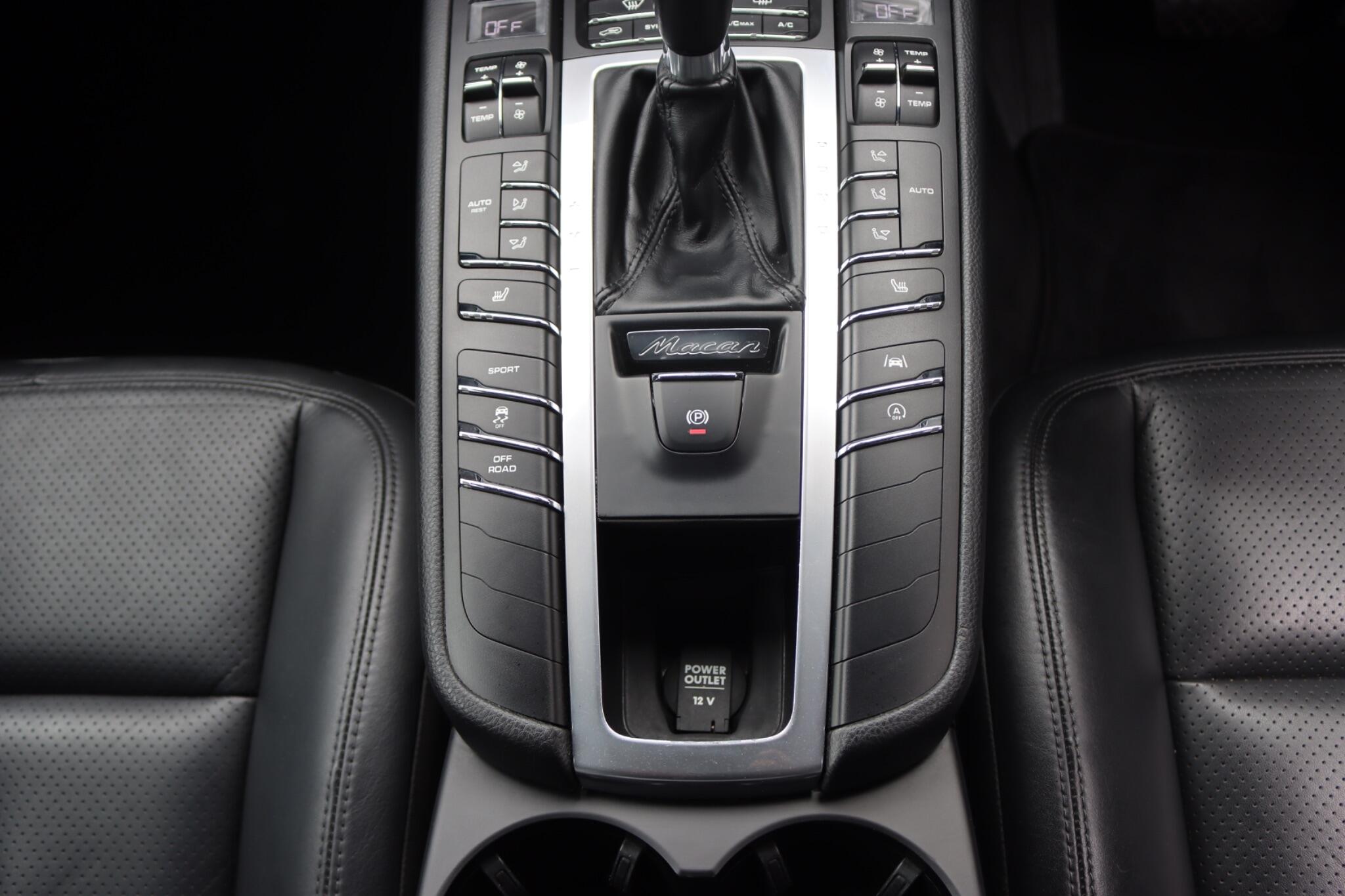 Porsche Macan view 57