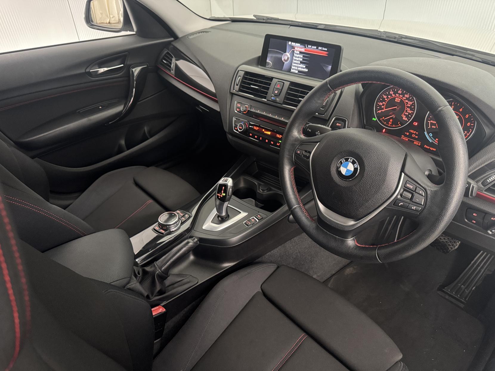 BMW 1 Series view 49
