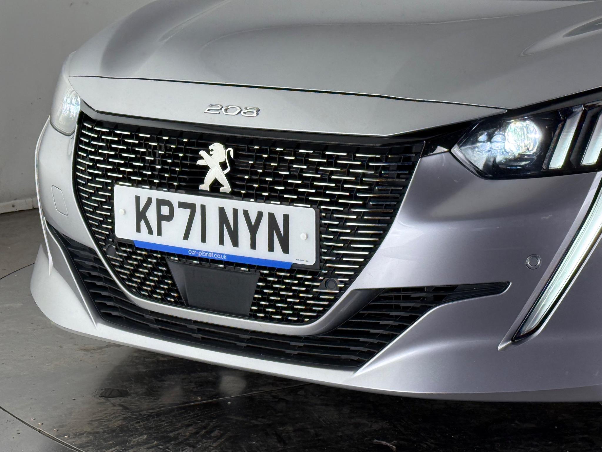 Peugeot 208 view 29