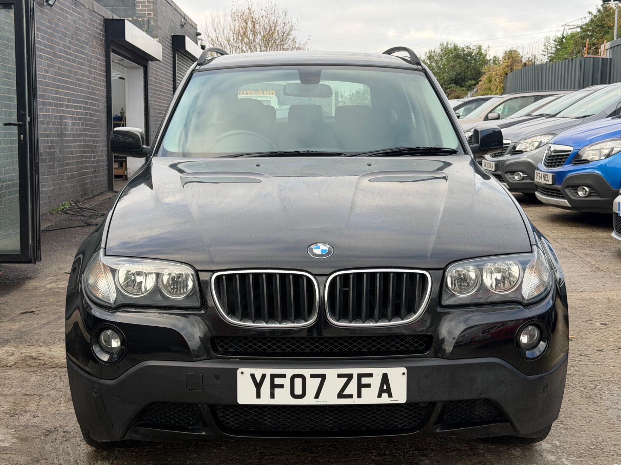 BMW X3 view 2