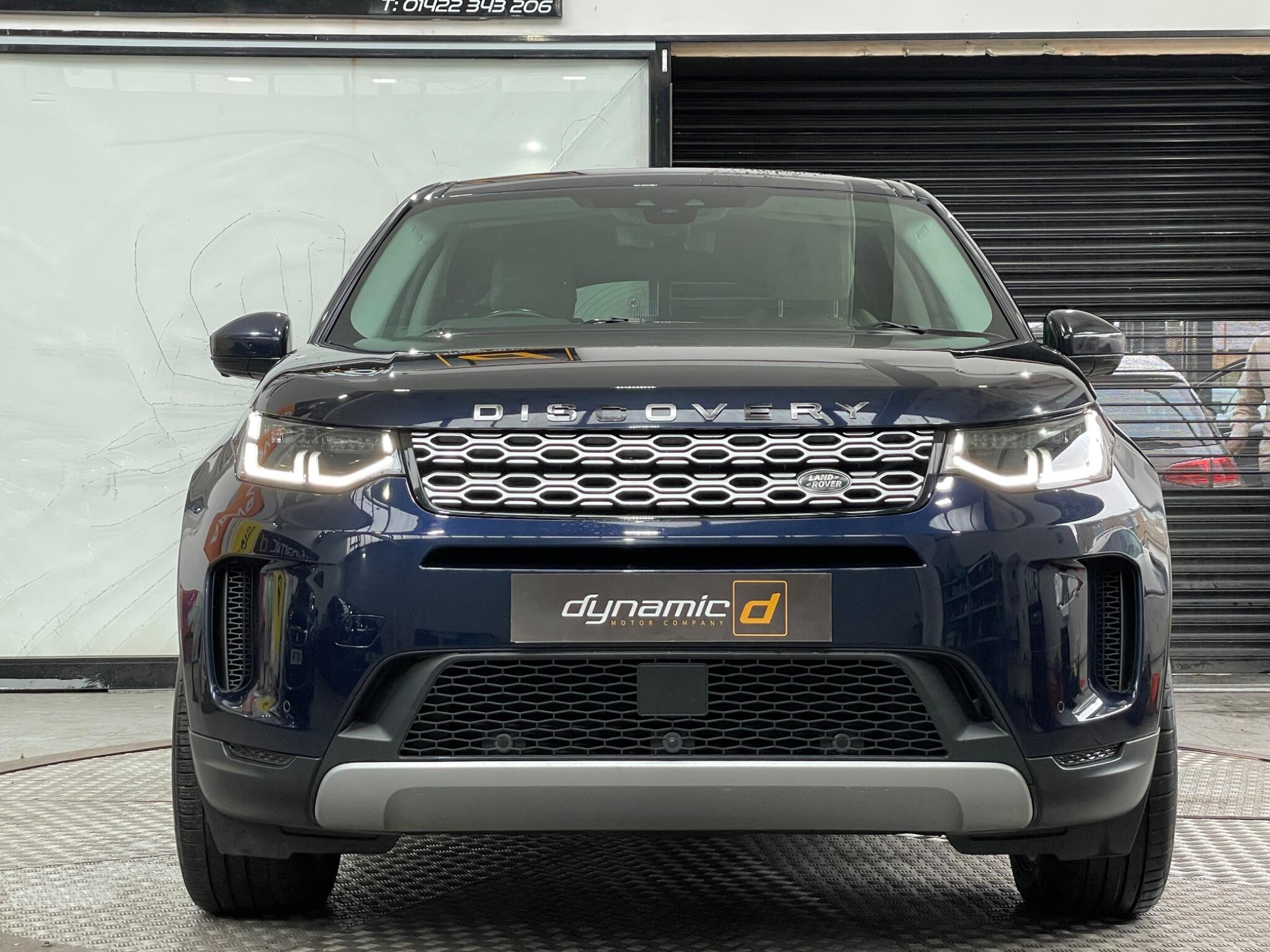 Land Rover Discovery Sport view 17