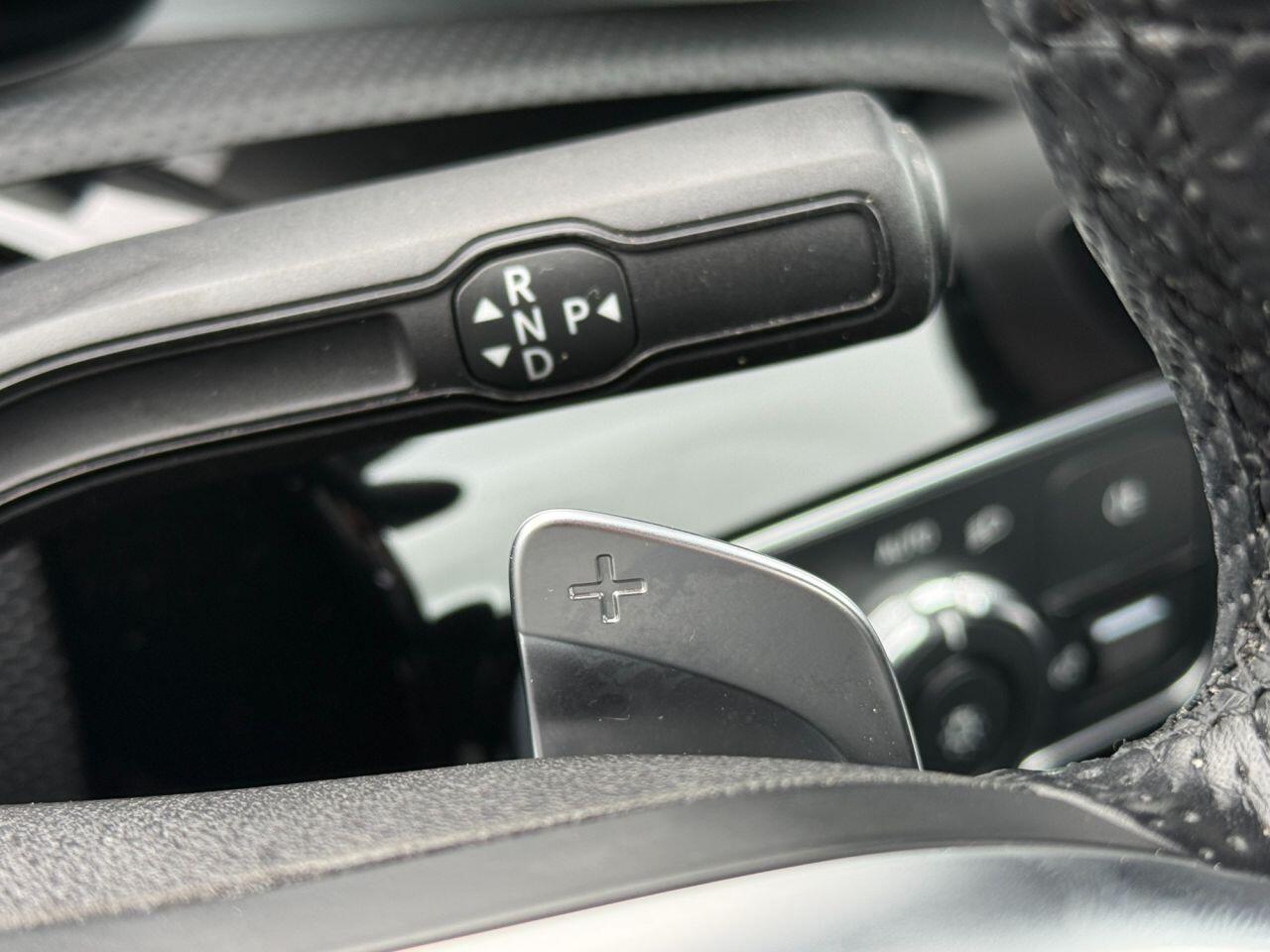 Mercedes-Benz CLA view 40