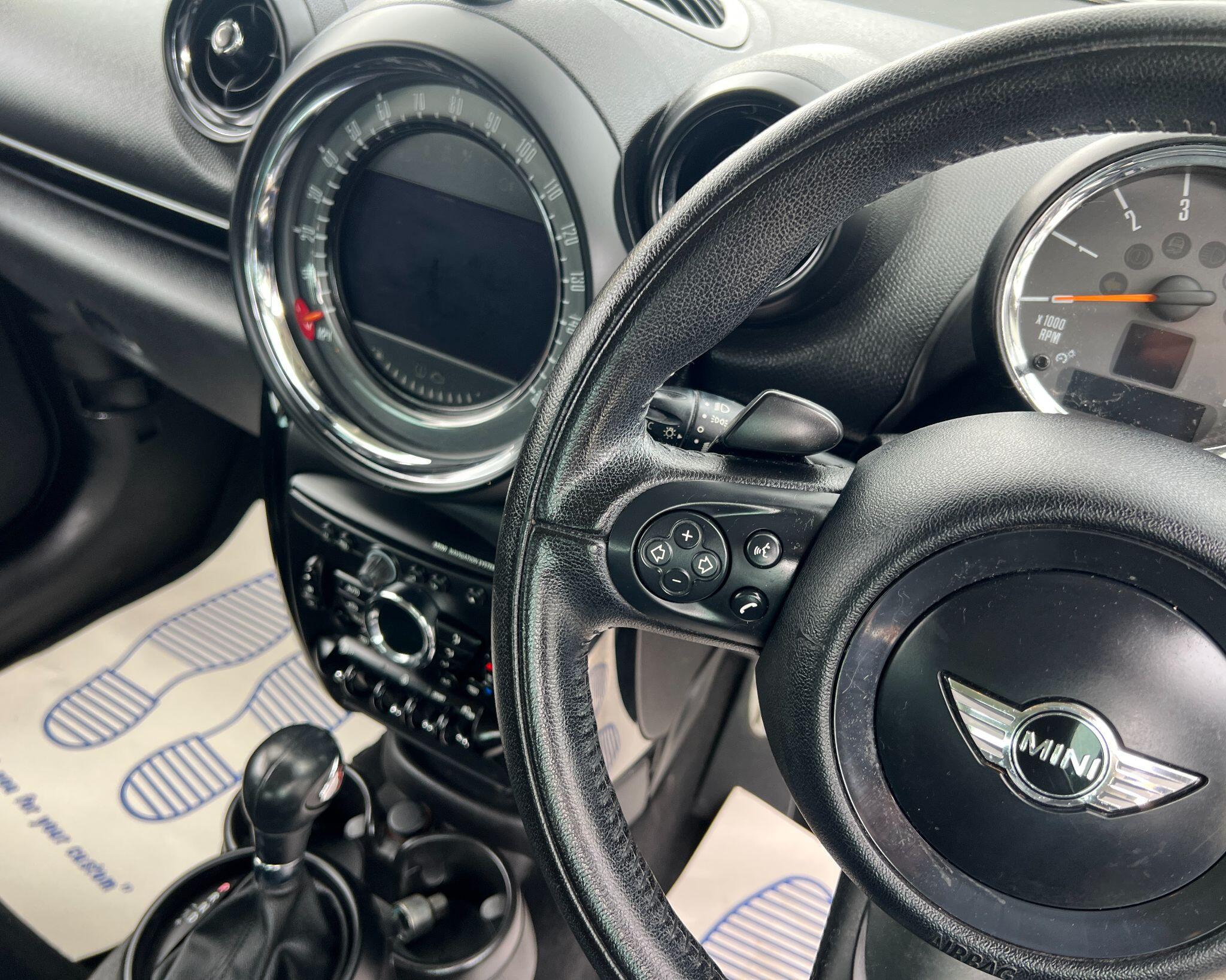 Mini Countryman view 15