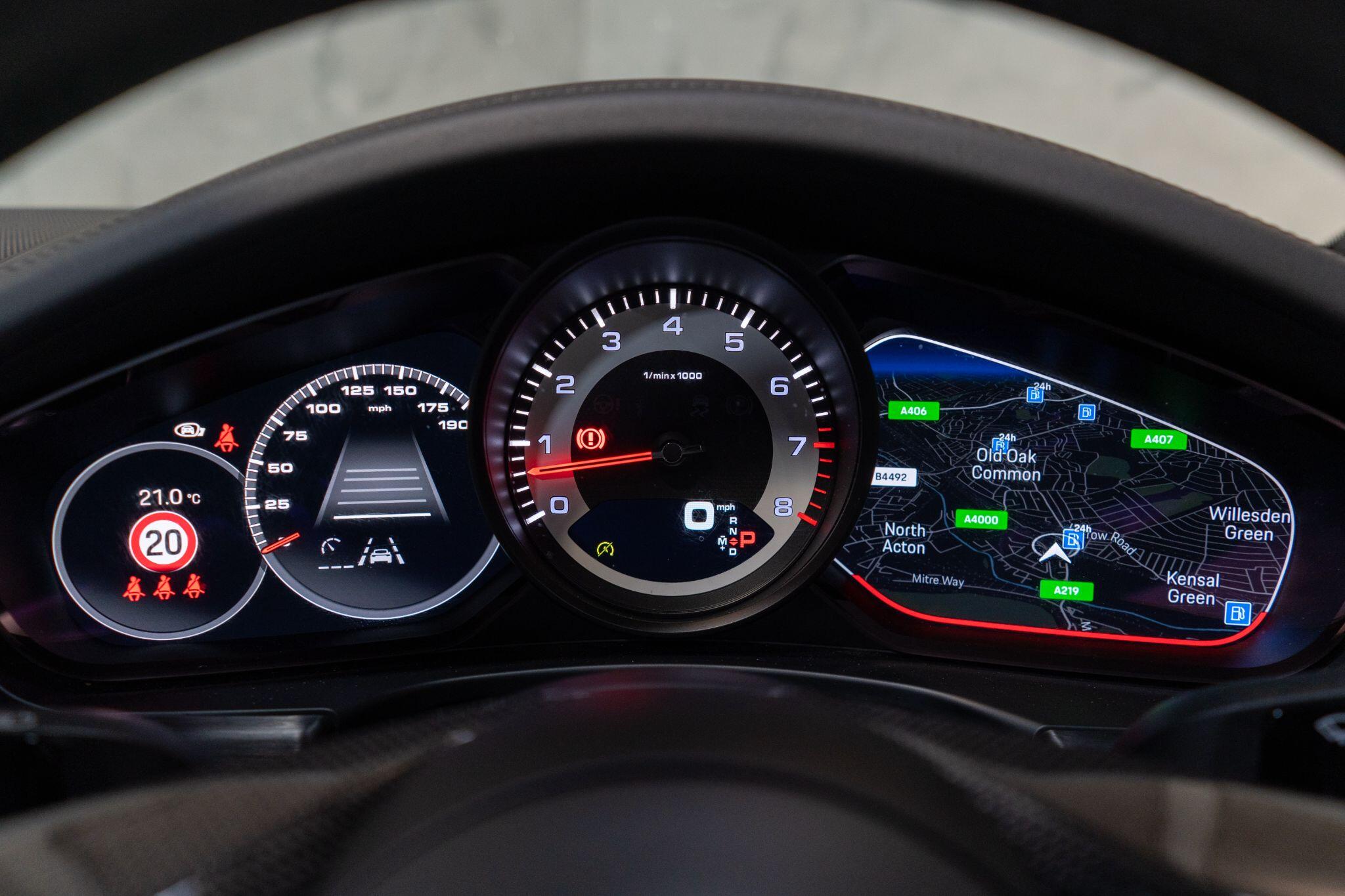 Porsche Panamera view 35