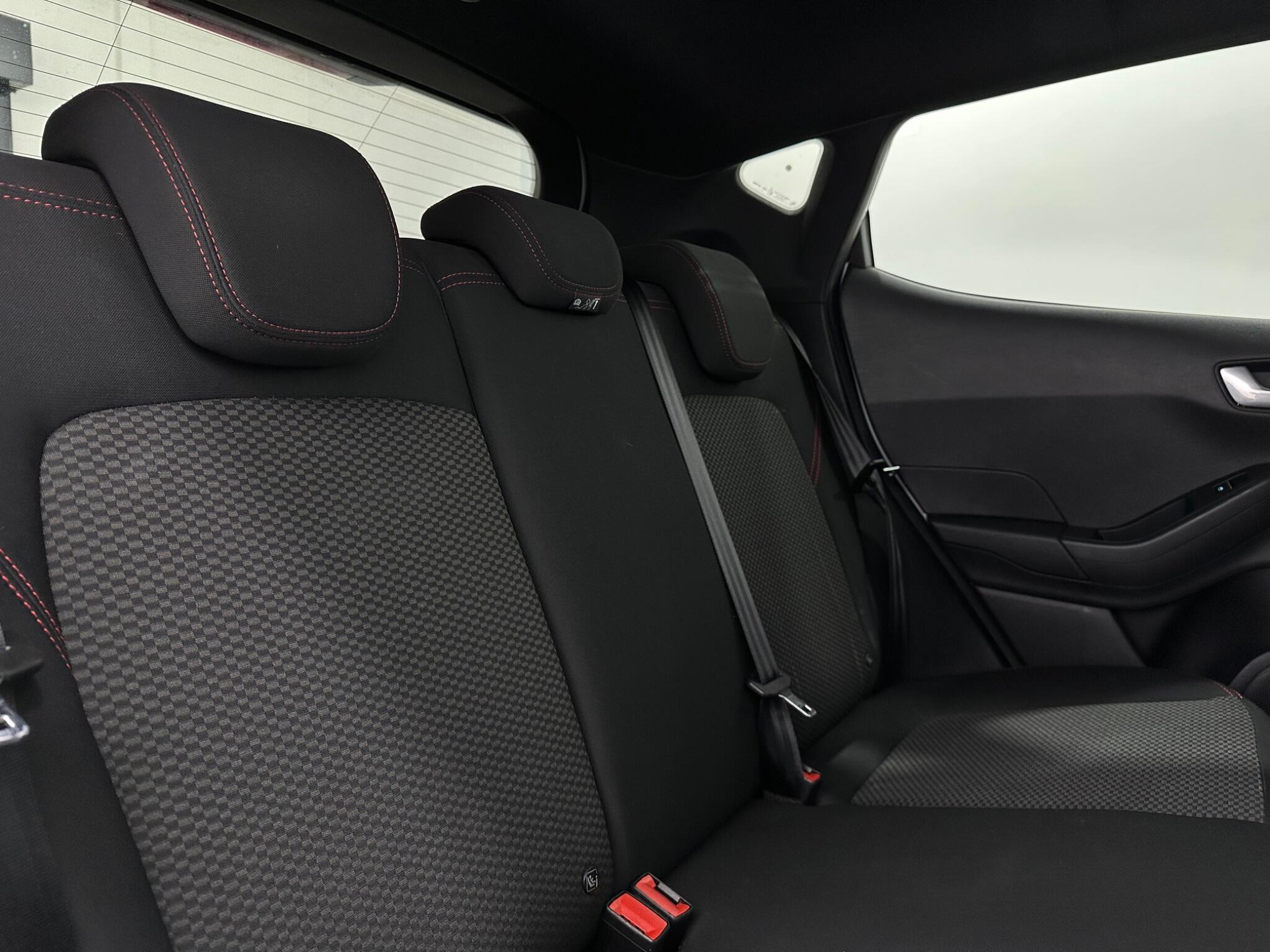 Ford Fiesta view 41