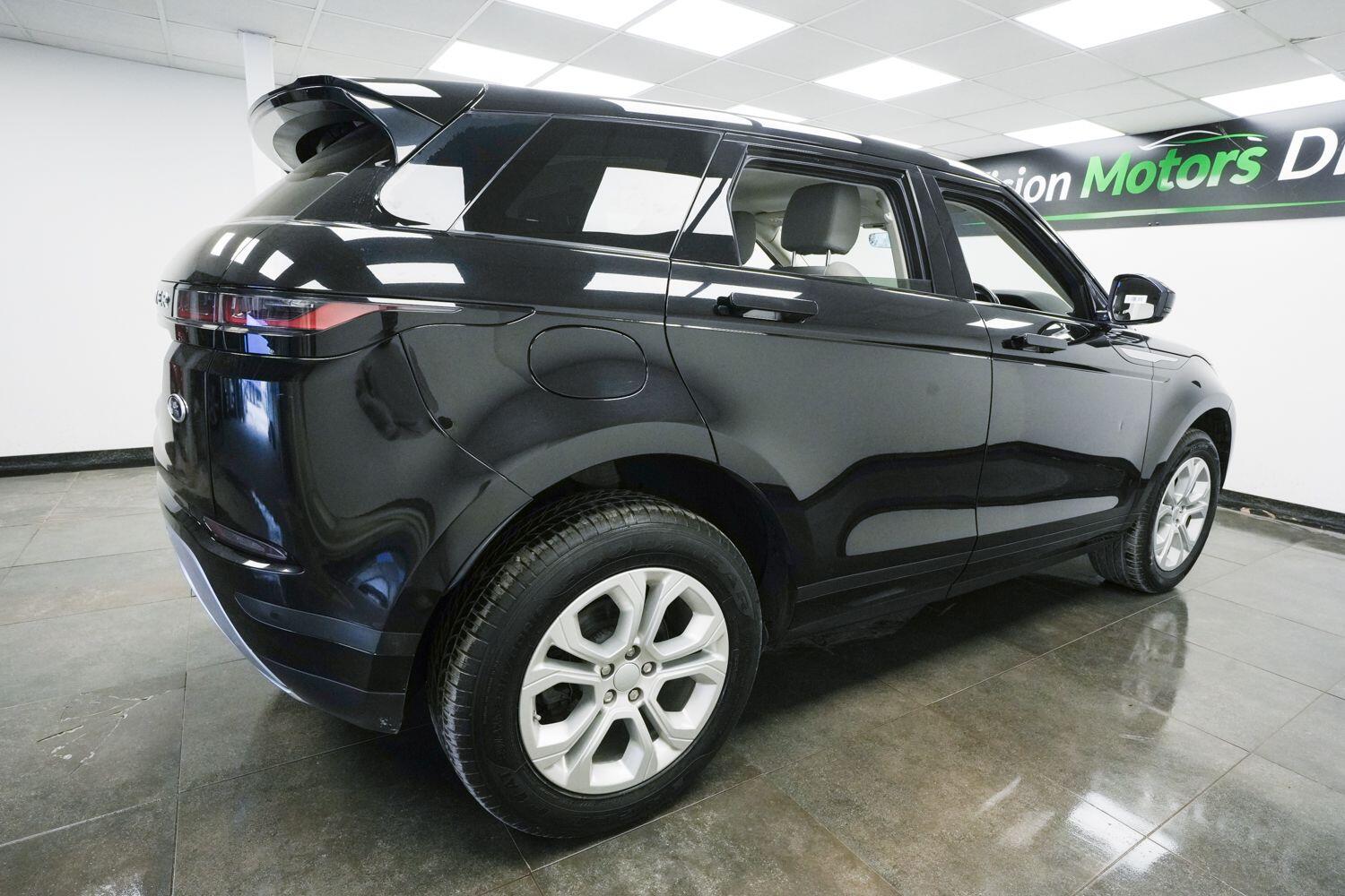 Land Rover Range Rover Evoque view 4