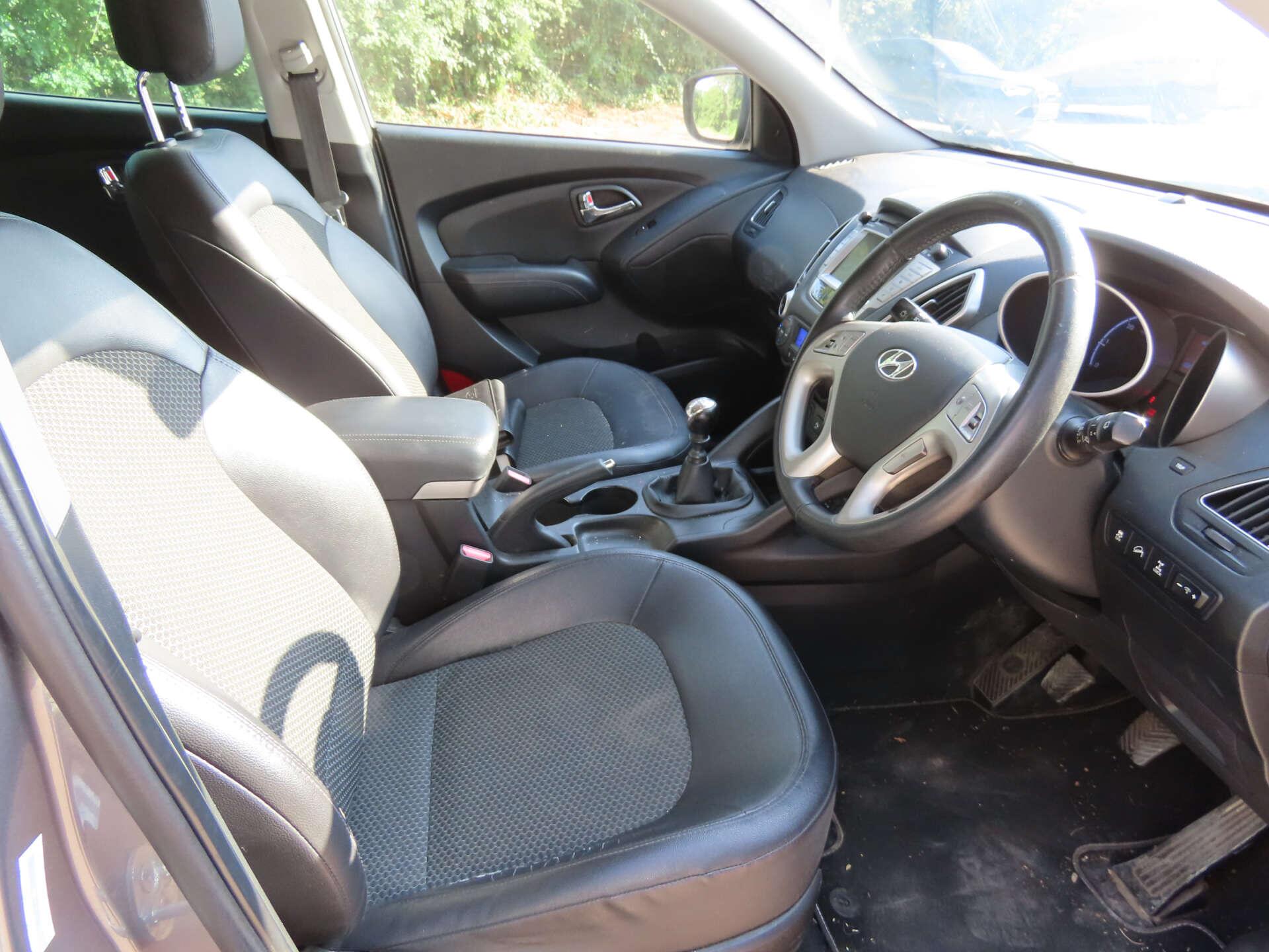 Hyundai Ix35 view 11