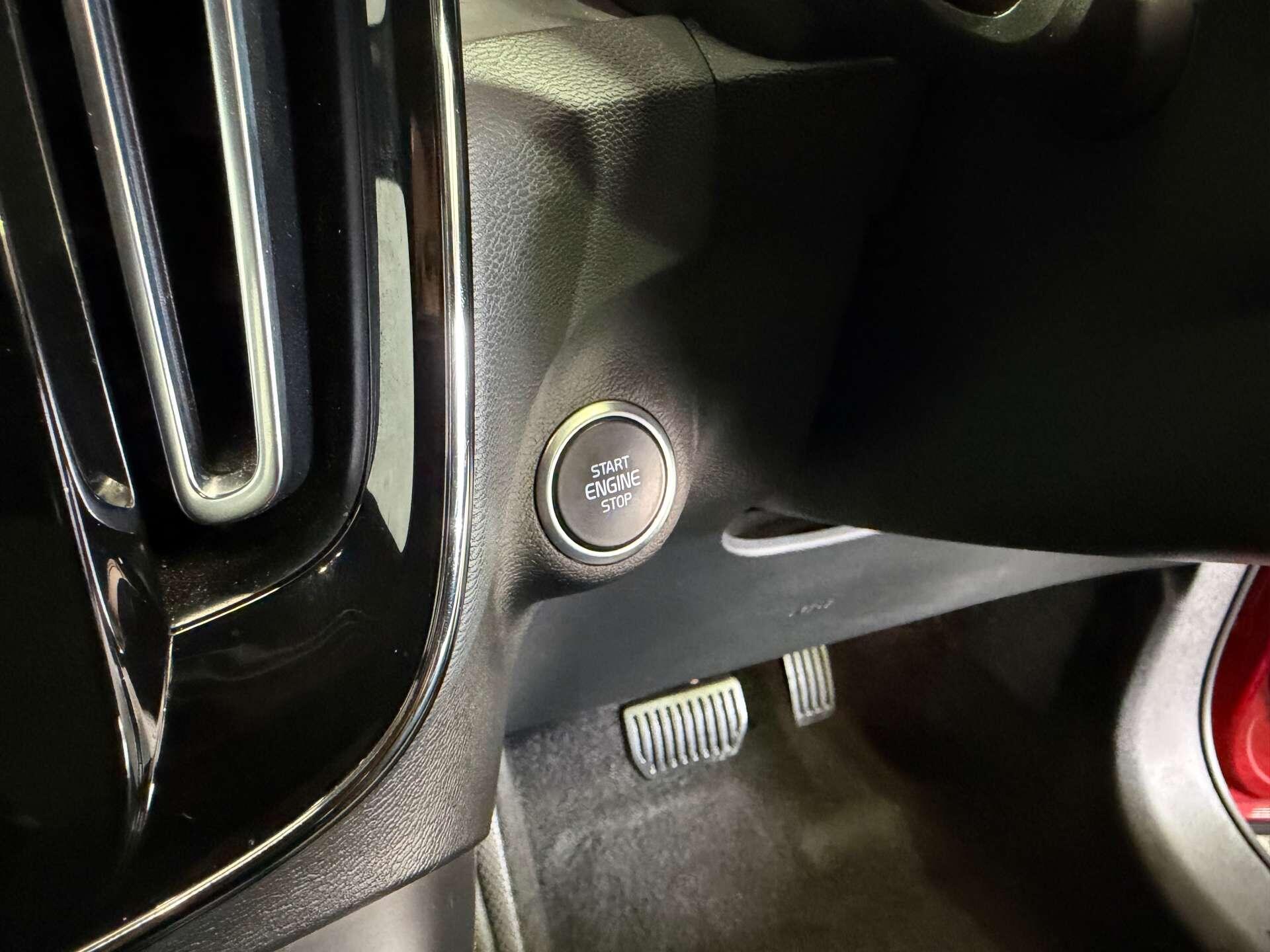 Volvo XC40 view 30