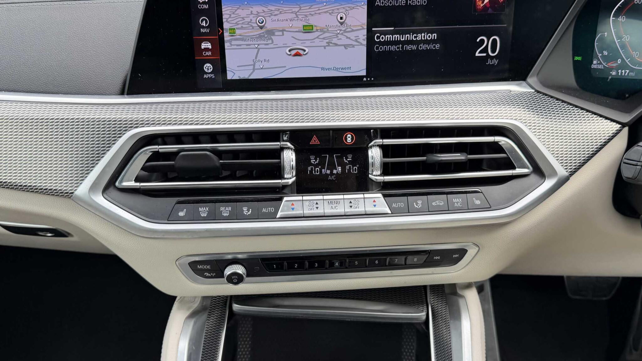 BMW X6 view 30