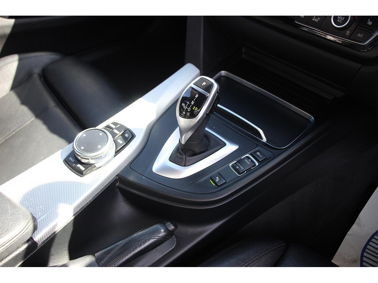 BMW 4 Series Gran Coupe view 26