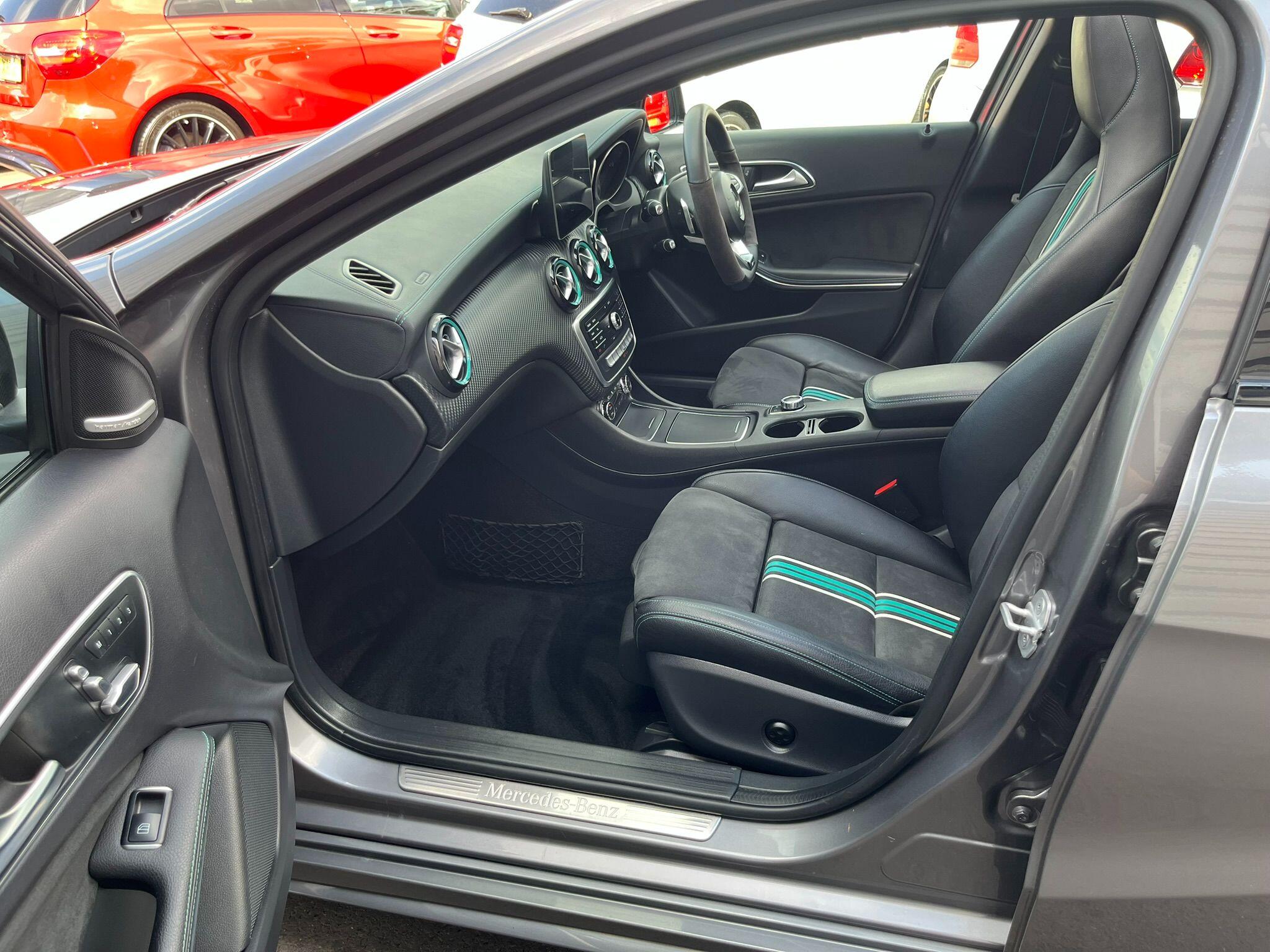 Mercedes-Benz A Class view 28
