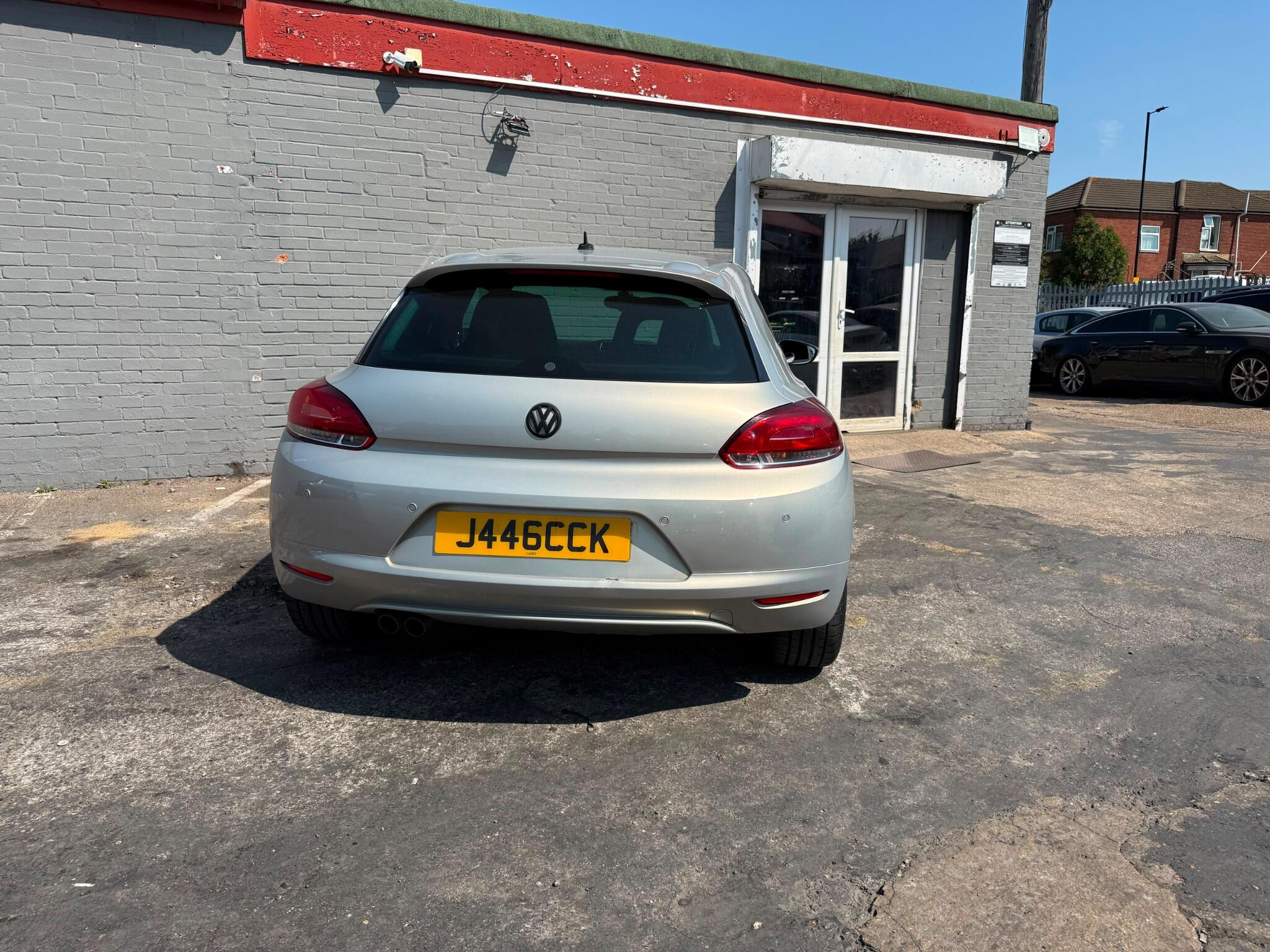Volkswagen Scirocco view 9