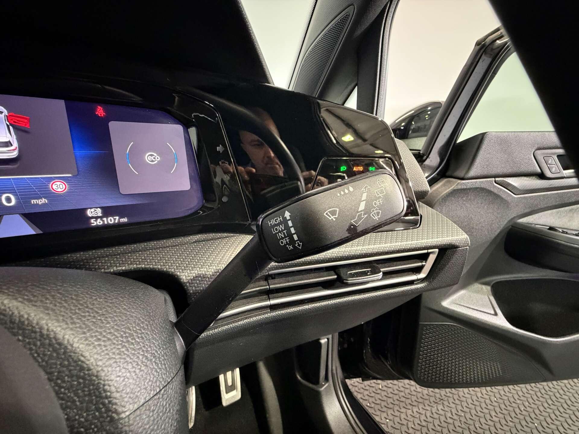 Volkswagen Golf view 28