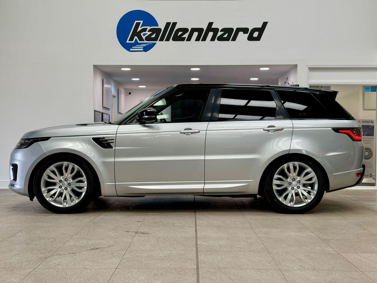 Land Rover Range Rover Sport view 4