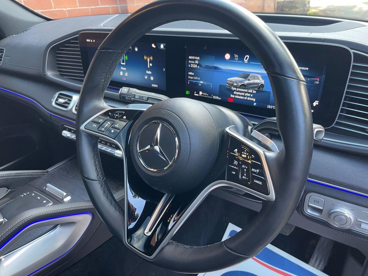 Mercedes-Benz GLE view 11