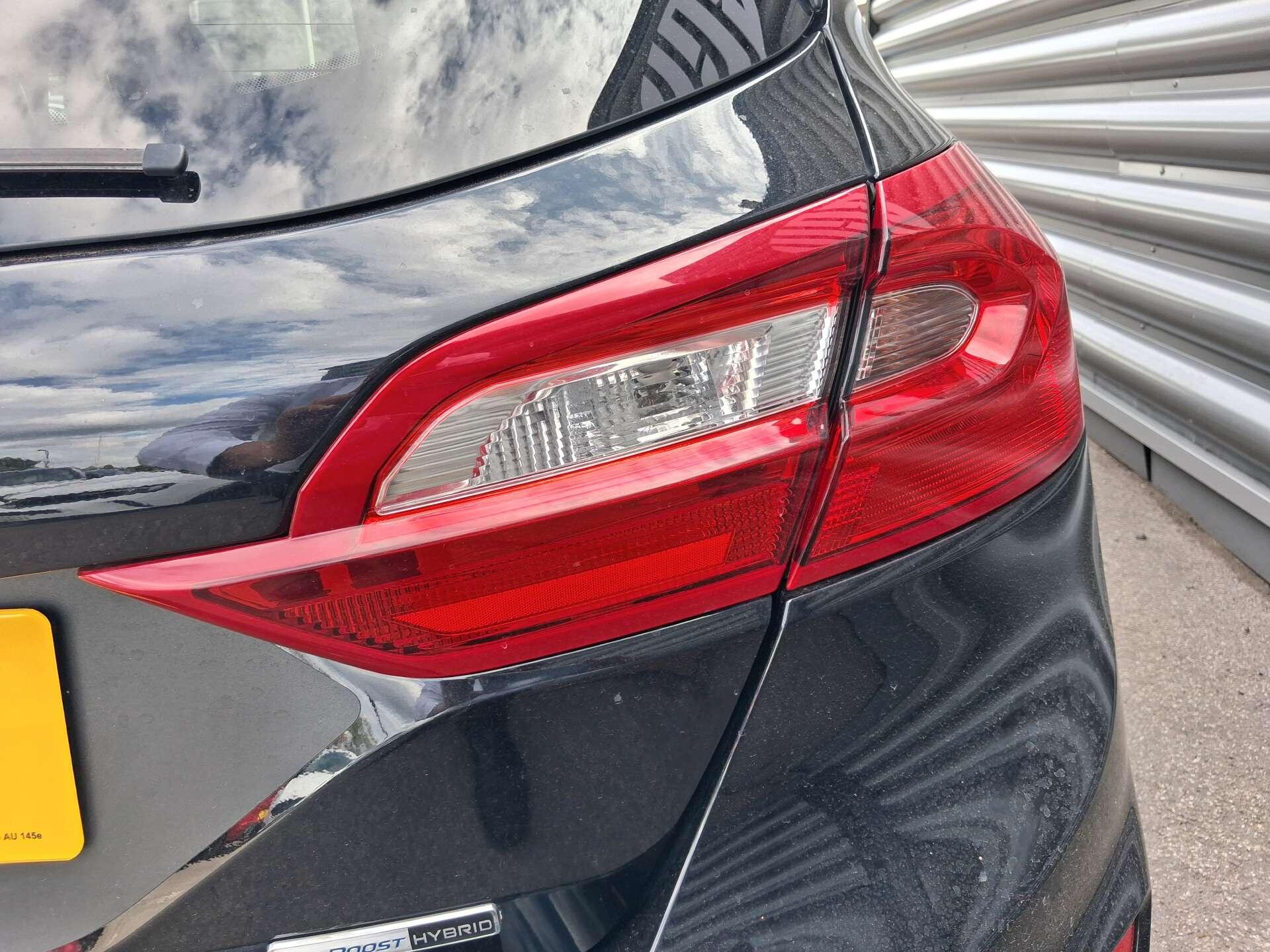Ford Fiesta view 14