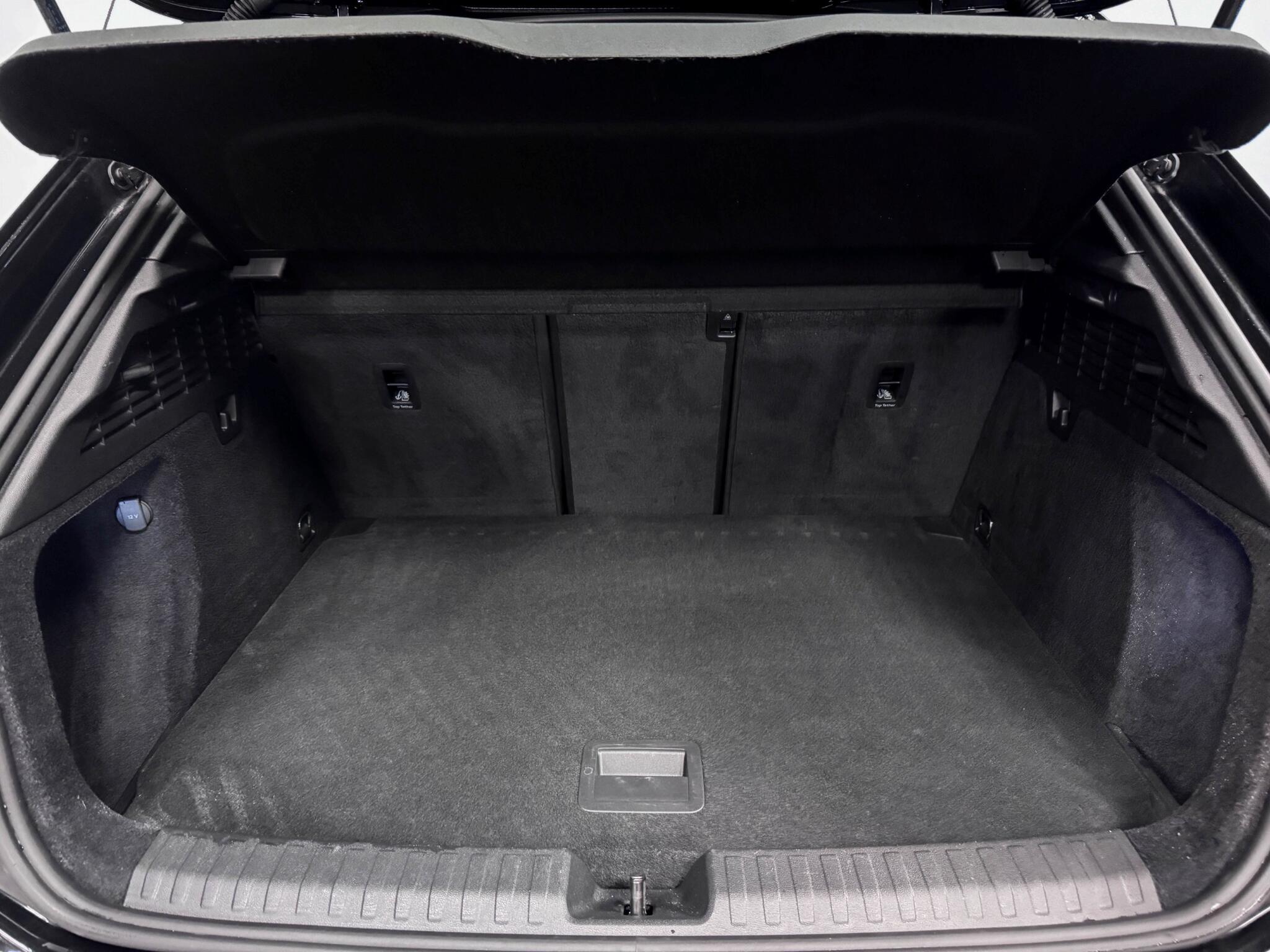 Audi S3 view 12