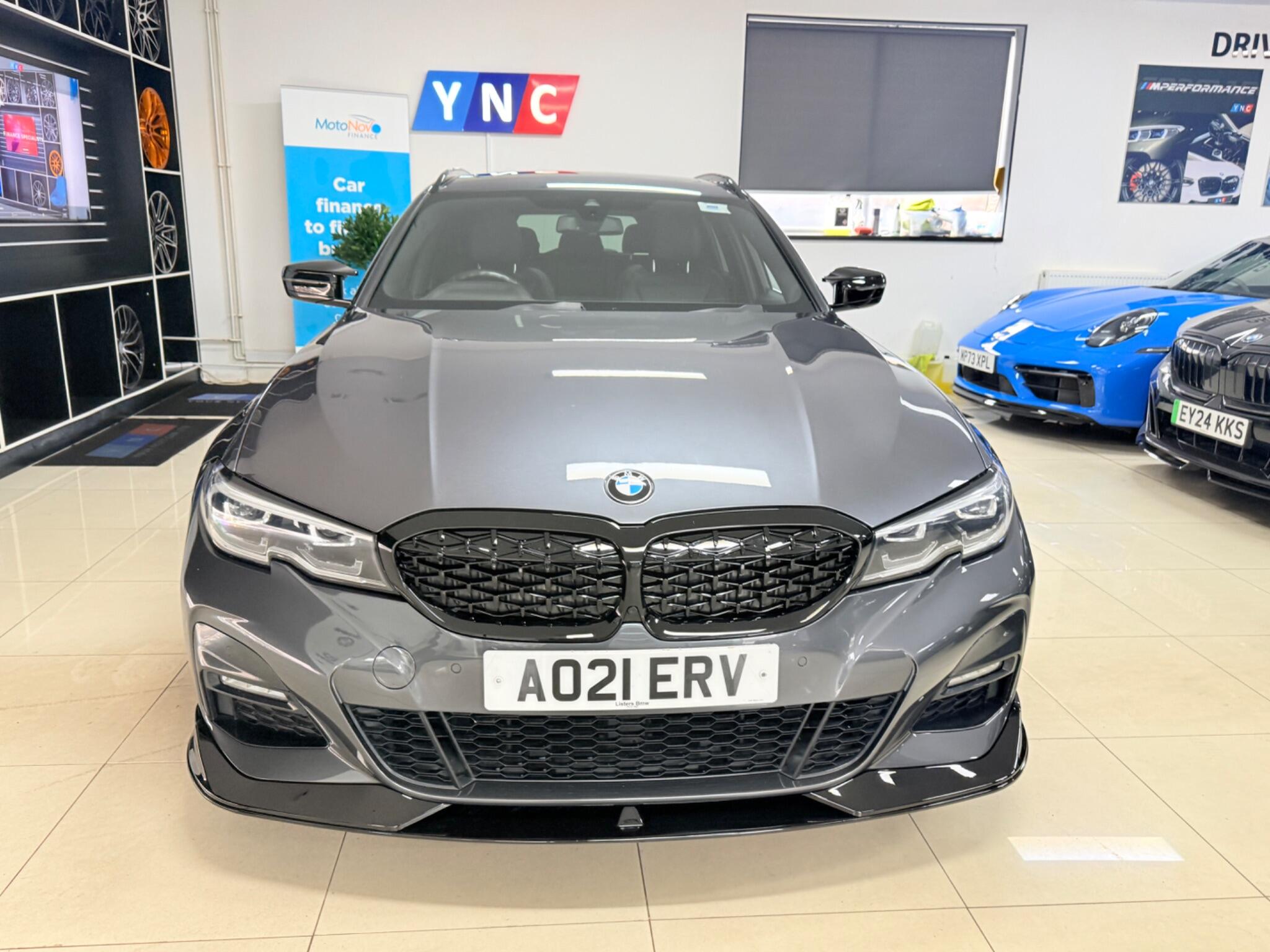 BMW 3 Series view 23