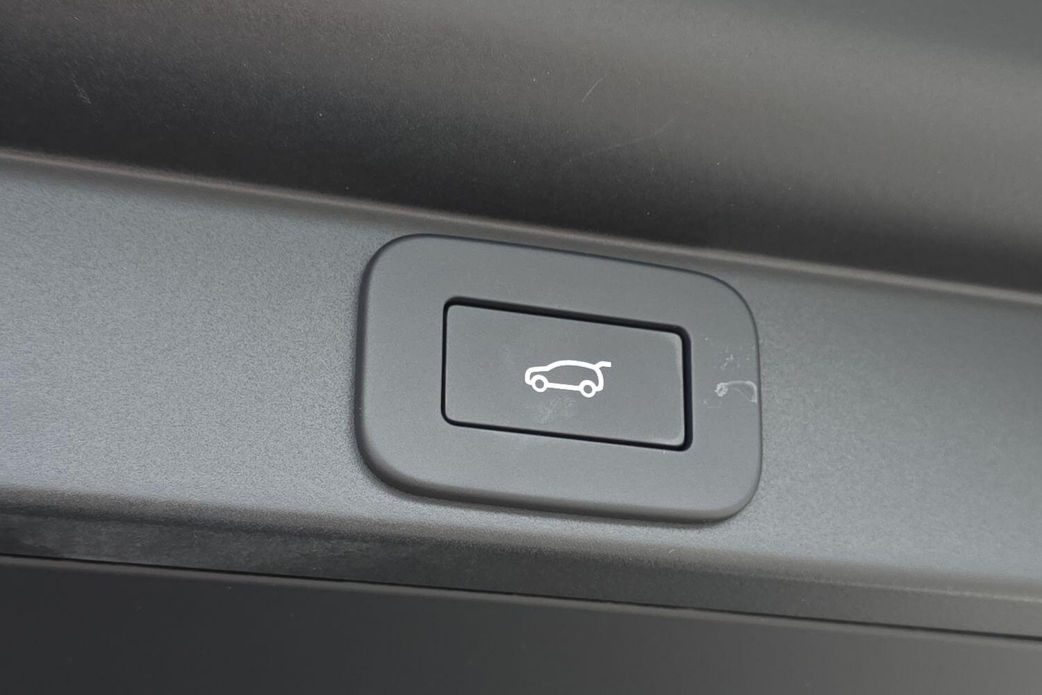 Land Rover Range Rover view 22