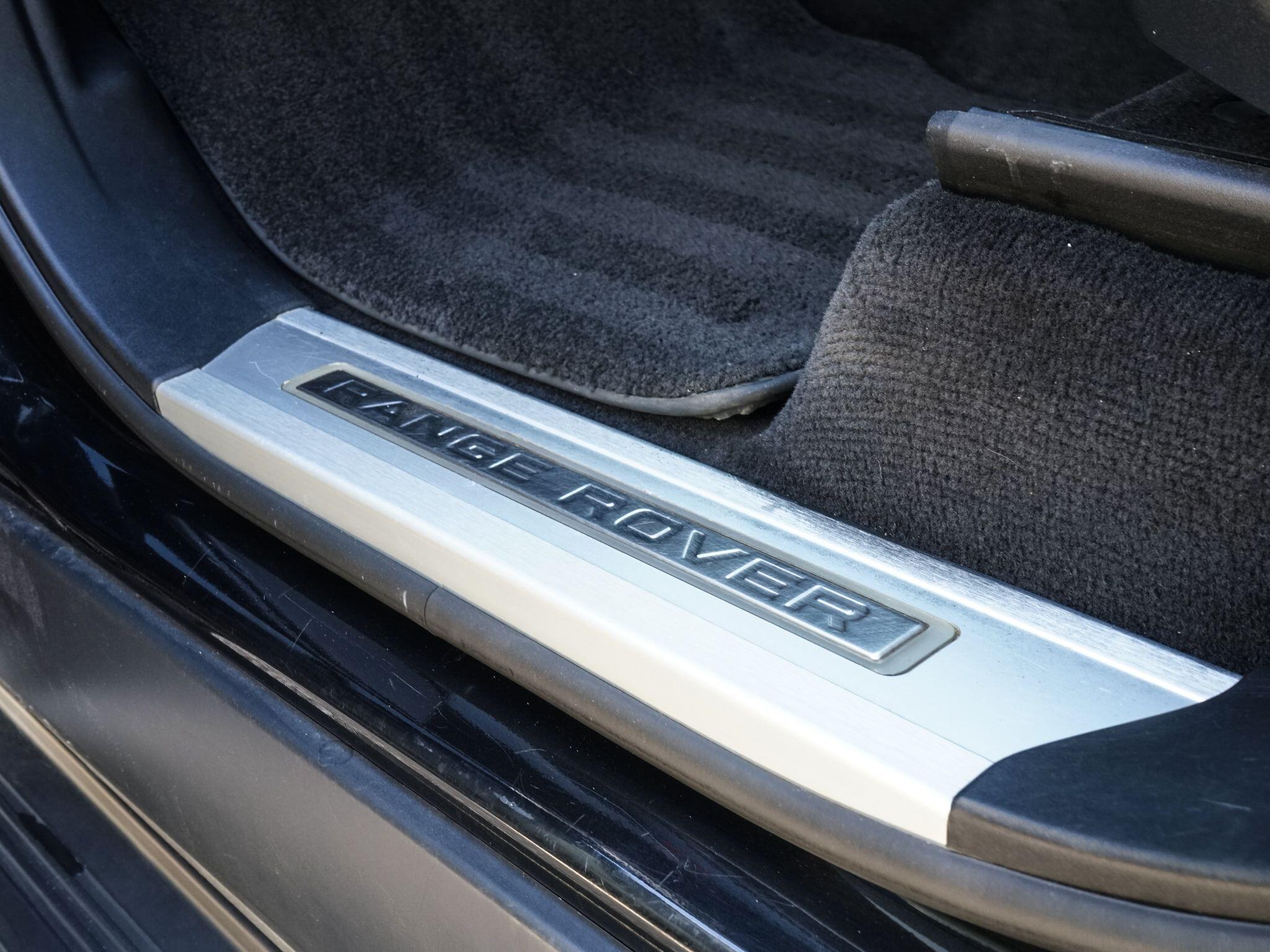 Land Rover Range Rover Sport view 23