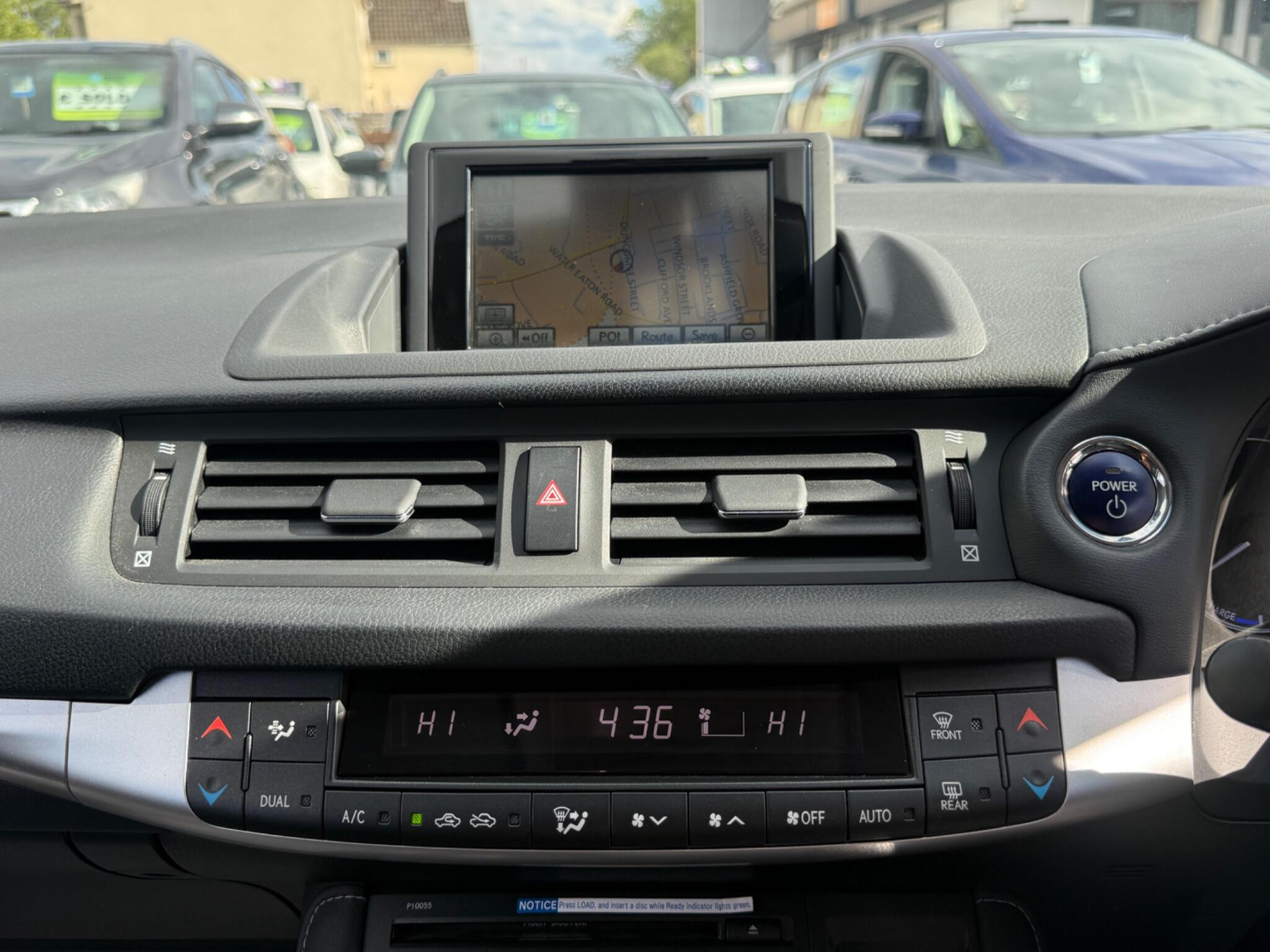 Lexus CT - Image 64