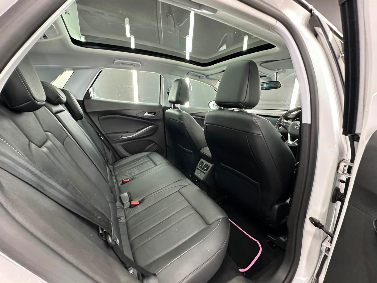 Vauxhall Grandland X view 28