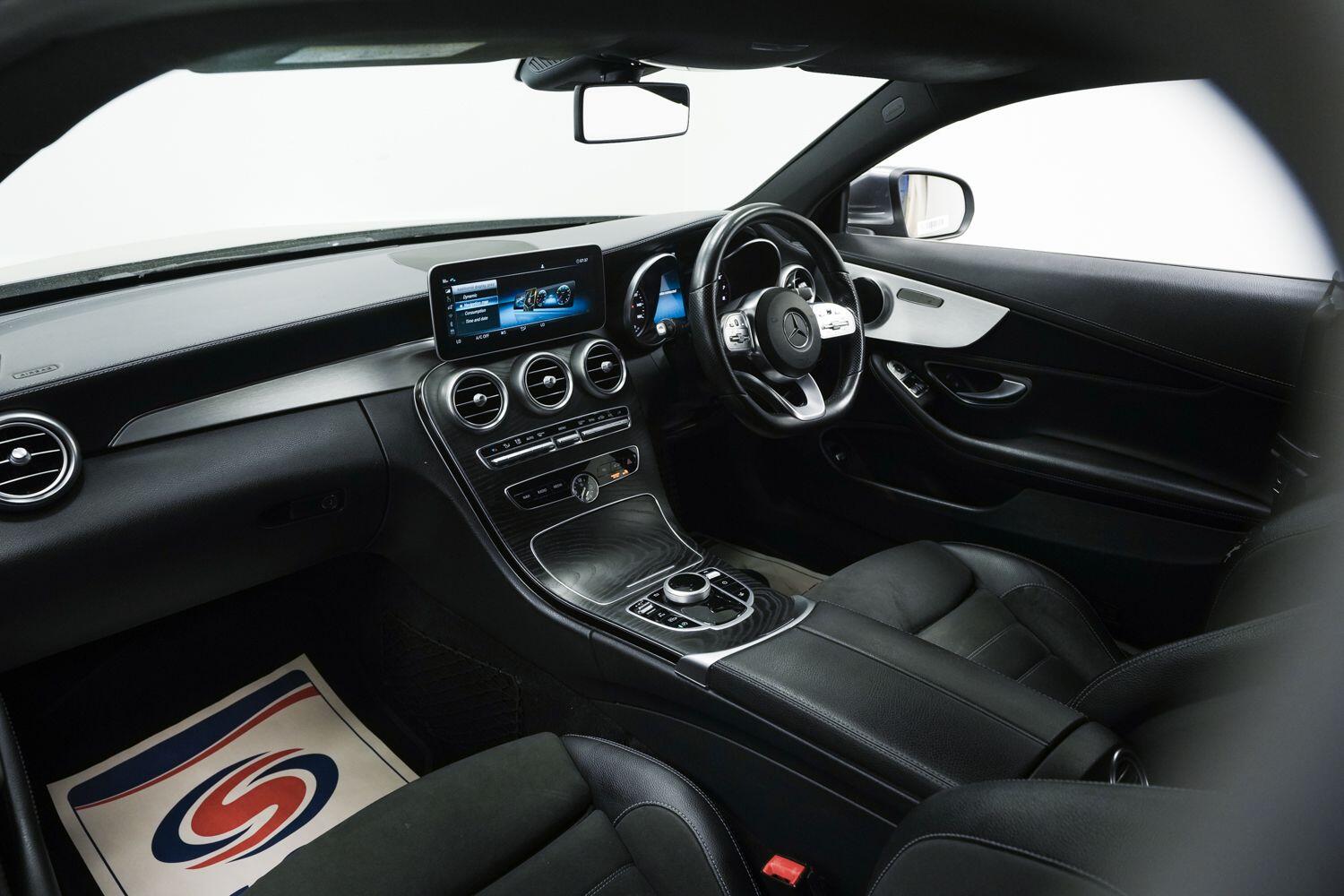Mercedes-Benz C Class view 20