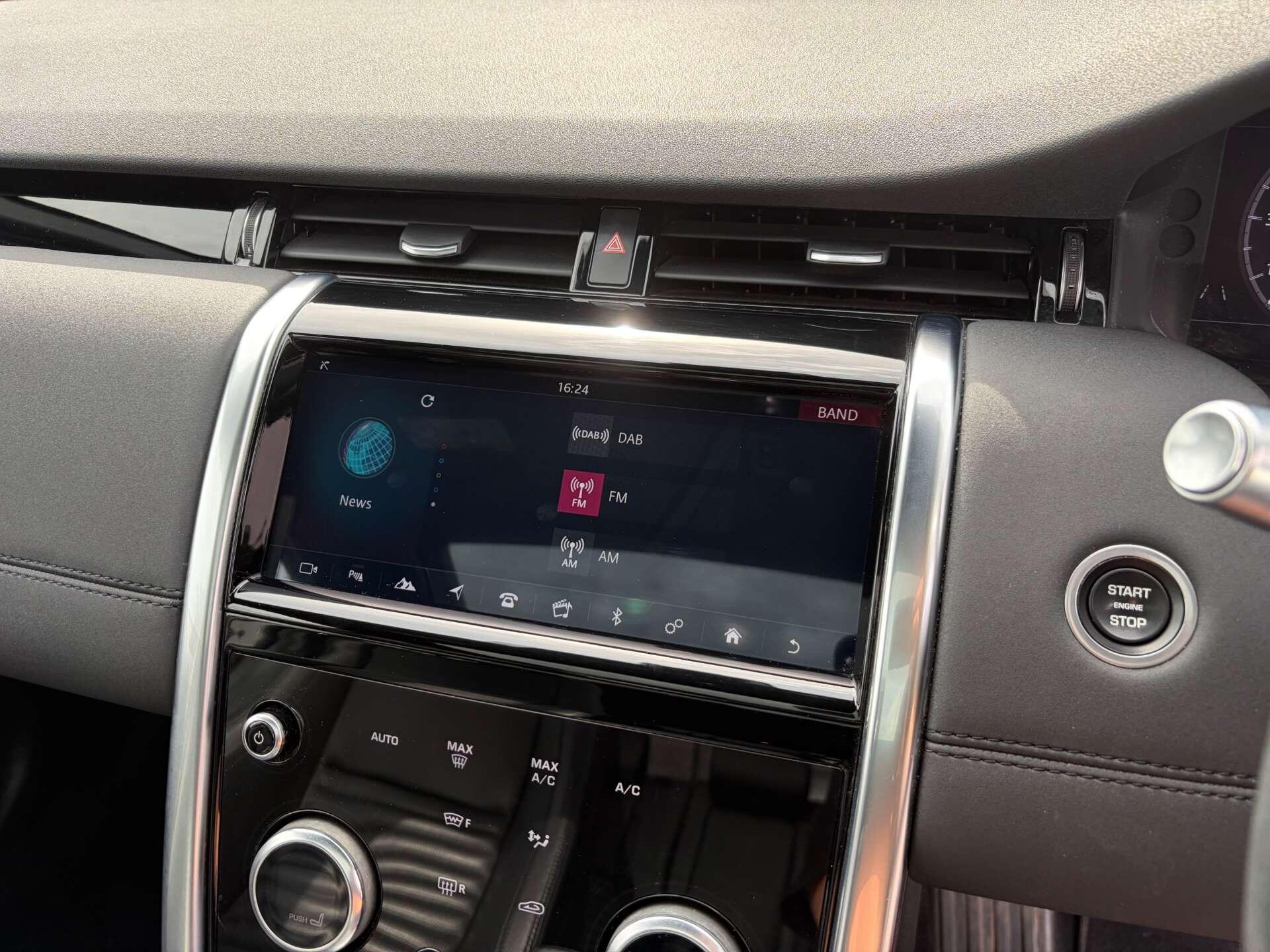 Land Rover Discovery Sport view 54