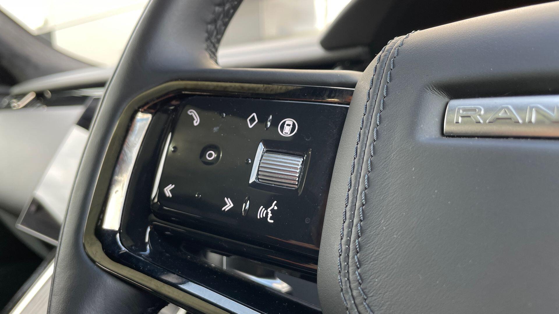 Land Rover Range Rover Velar view 45