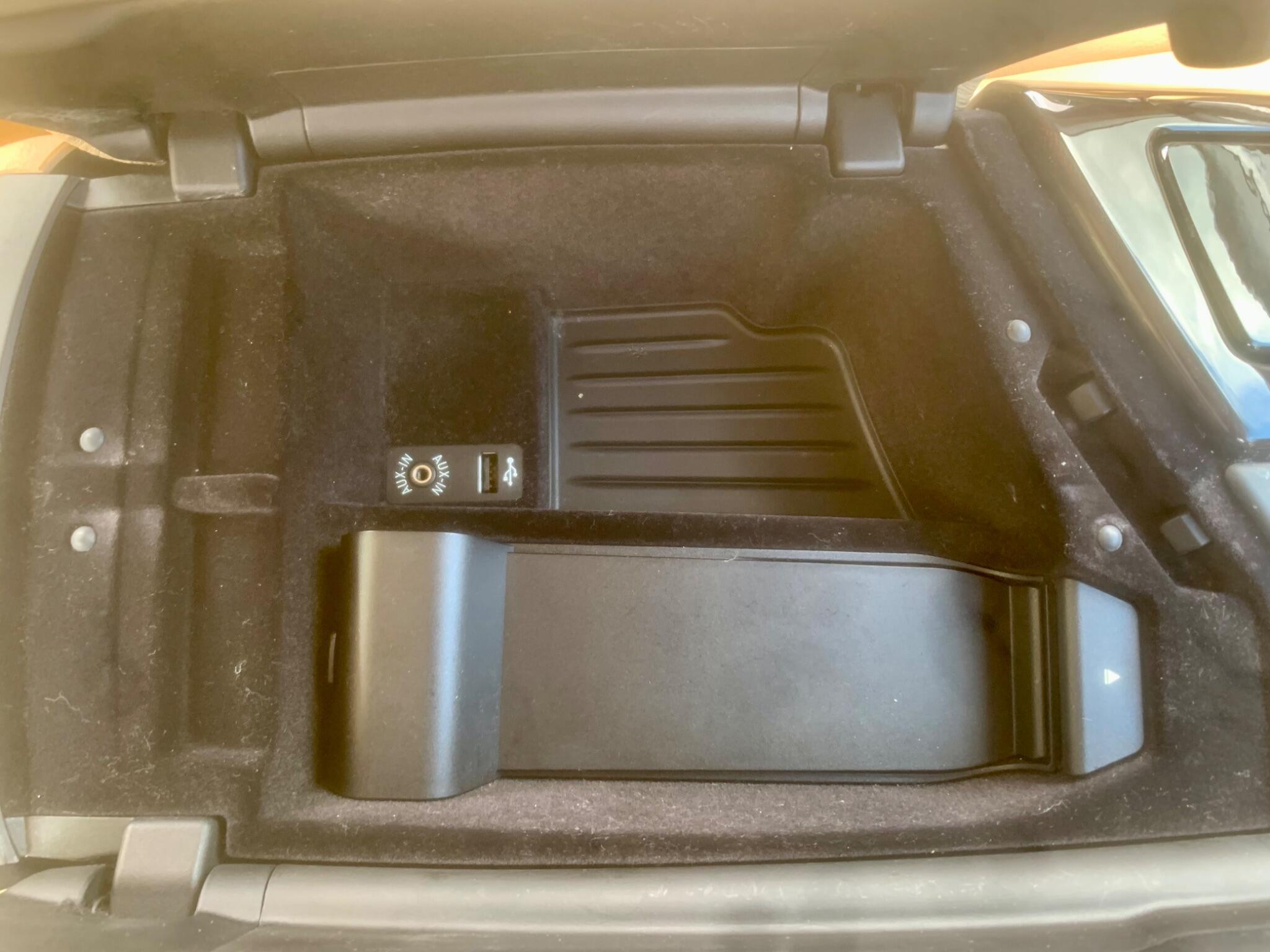 BMW 5 Series view 68