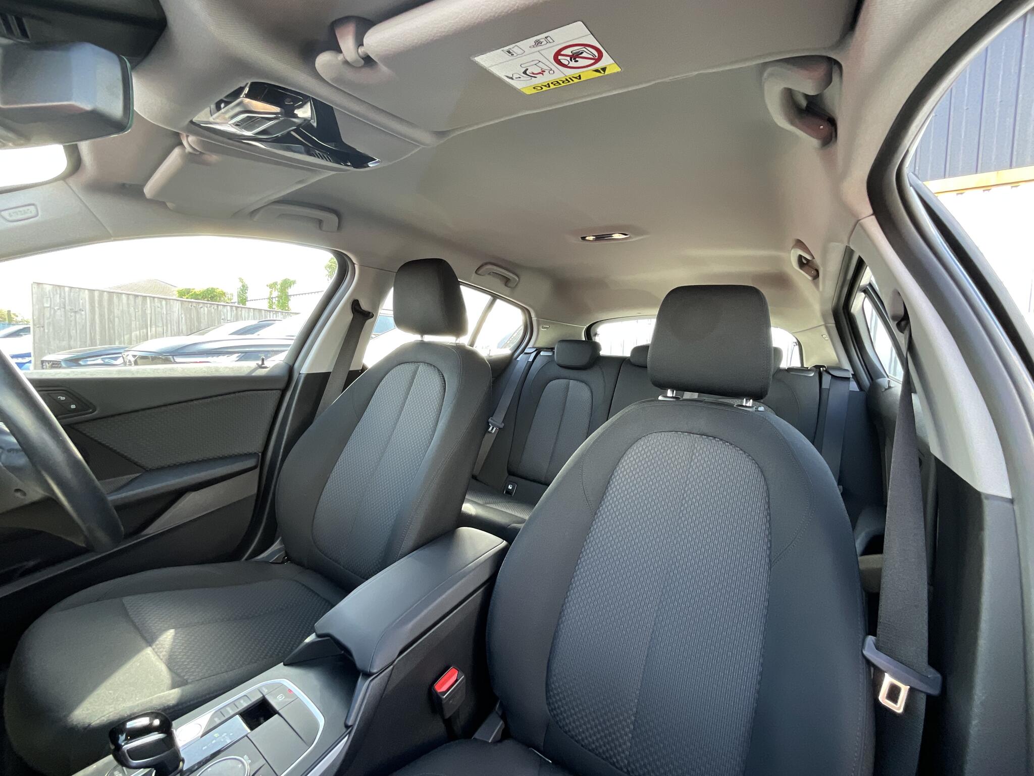 BMW 1 Series view 17