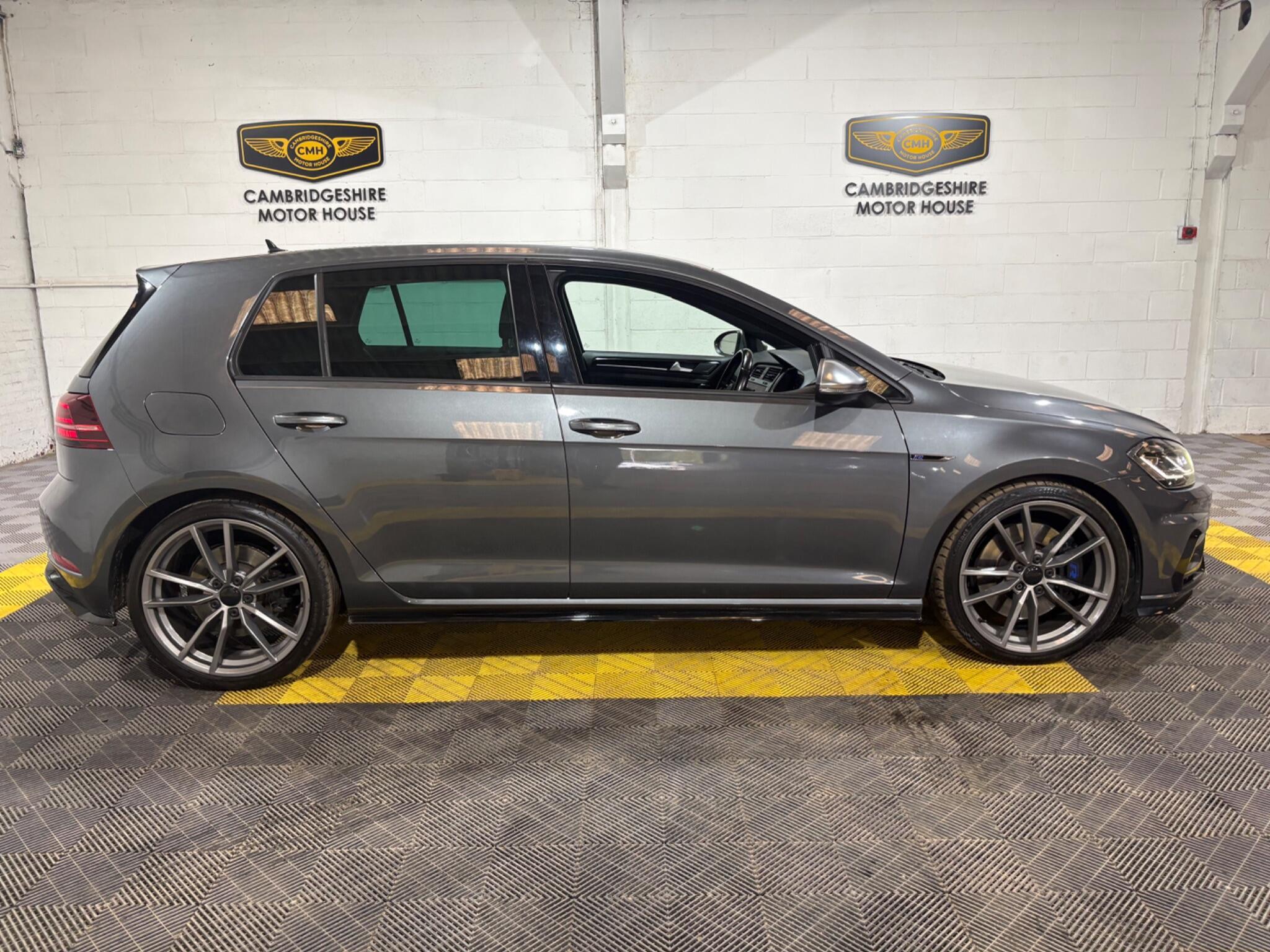 Volkswagen Golf view 14