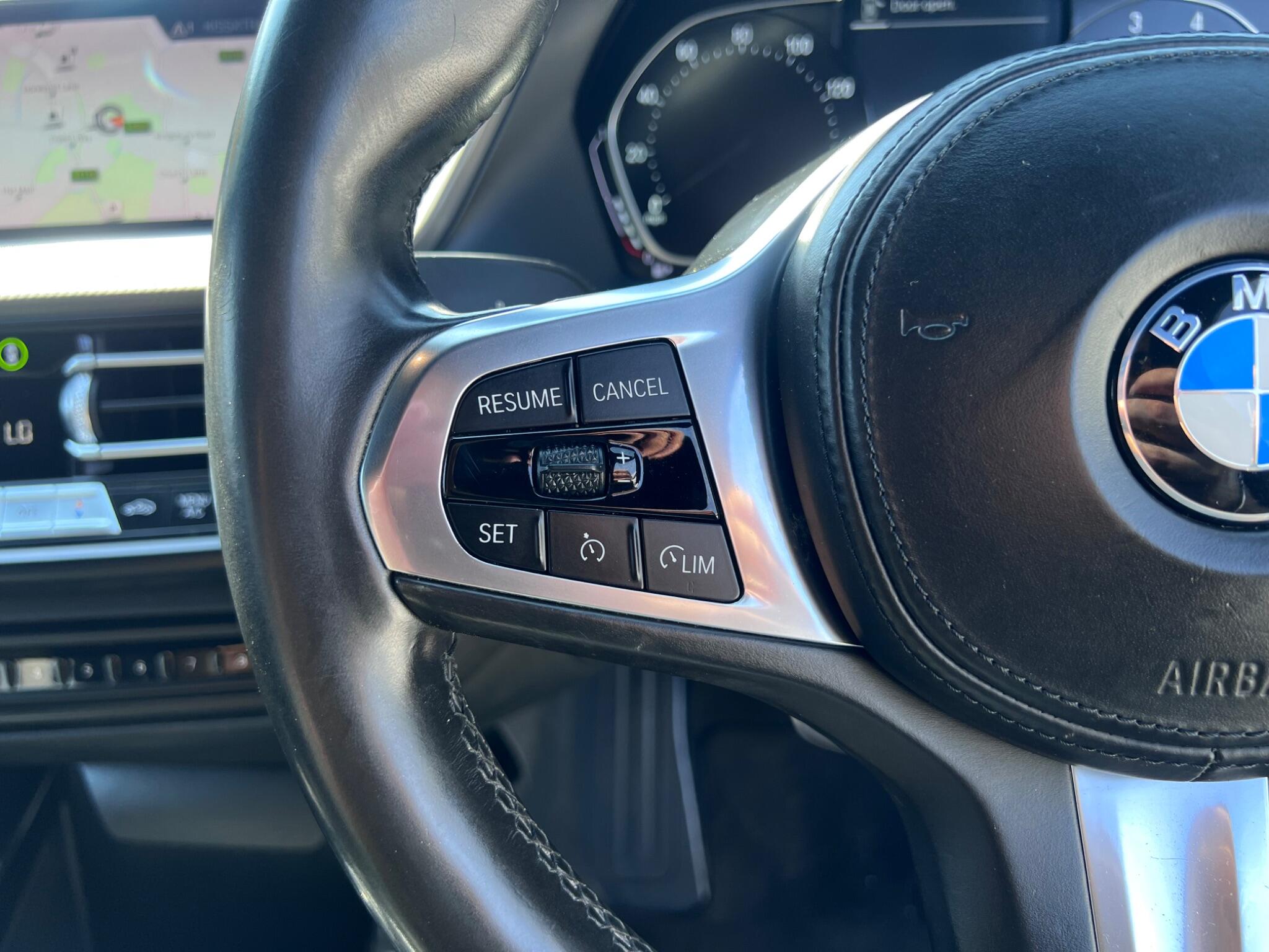 BMW 1 Series view 30