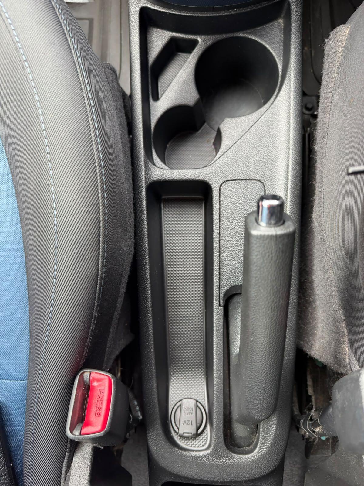 Hyundai i10 view 29