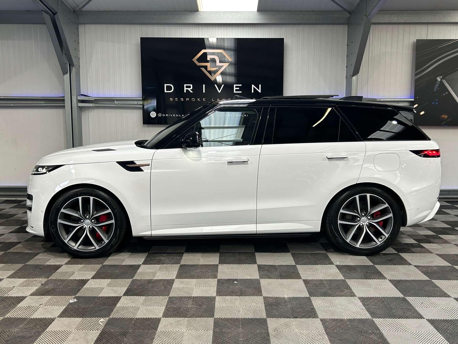 Land Rover Range Rover Sport view 14