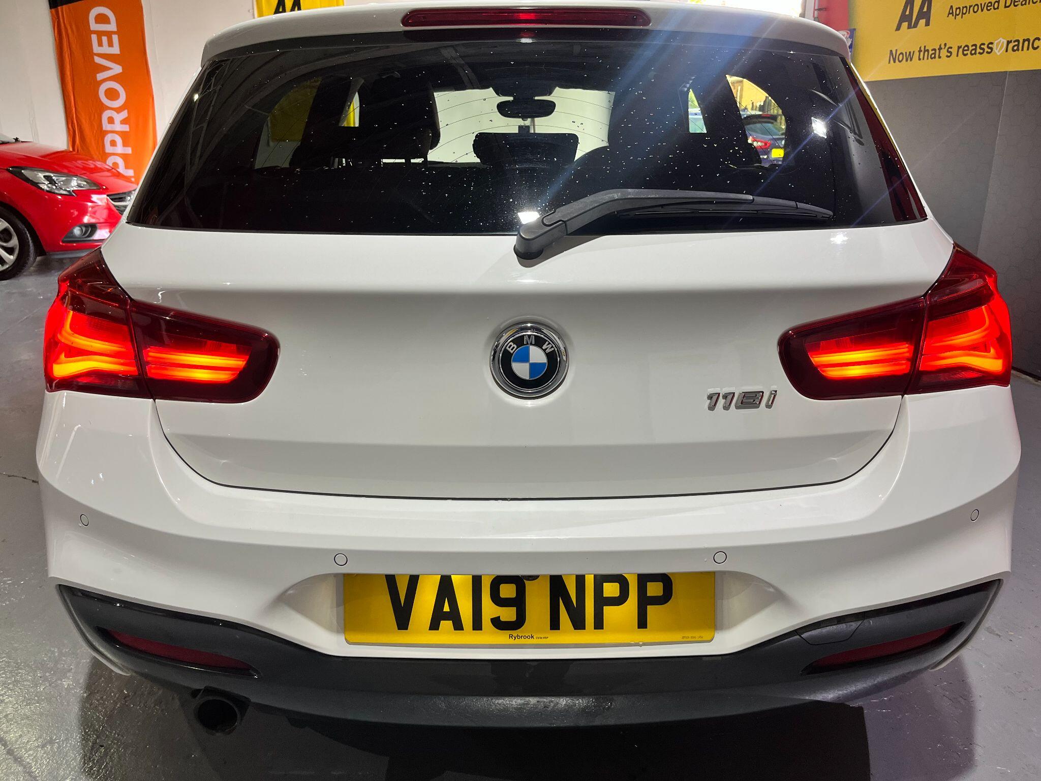 BMW 1 Series view 61