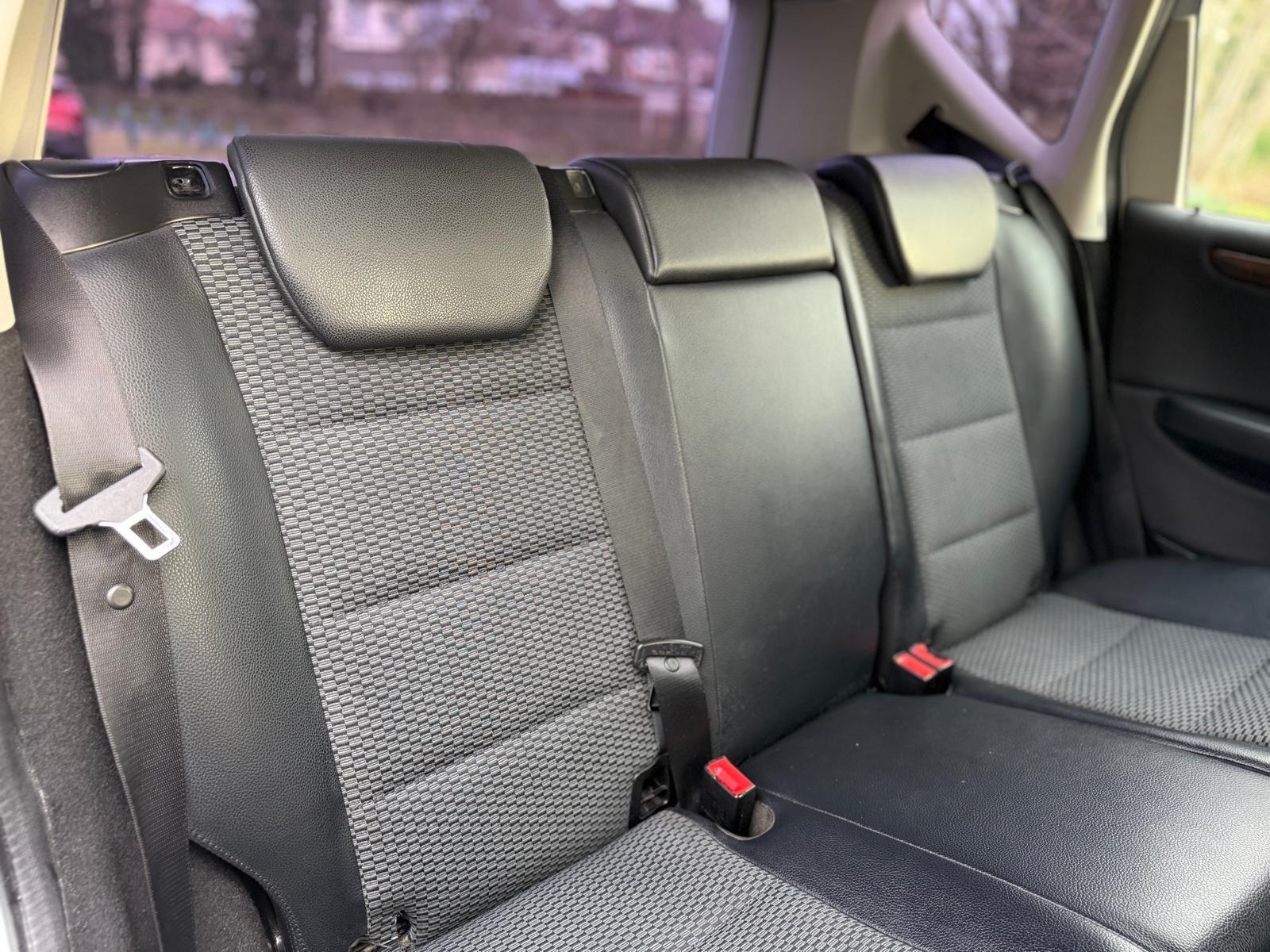 Mercedes-Benz A Class view 36