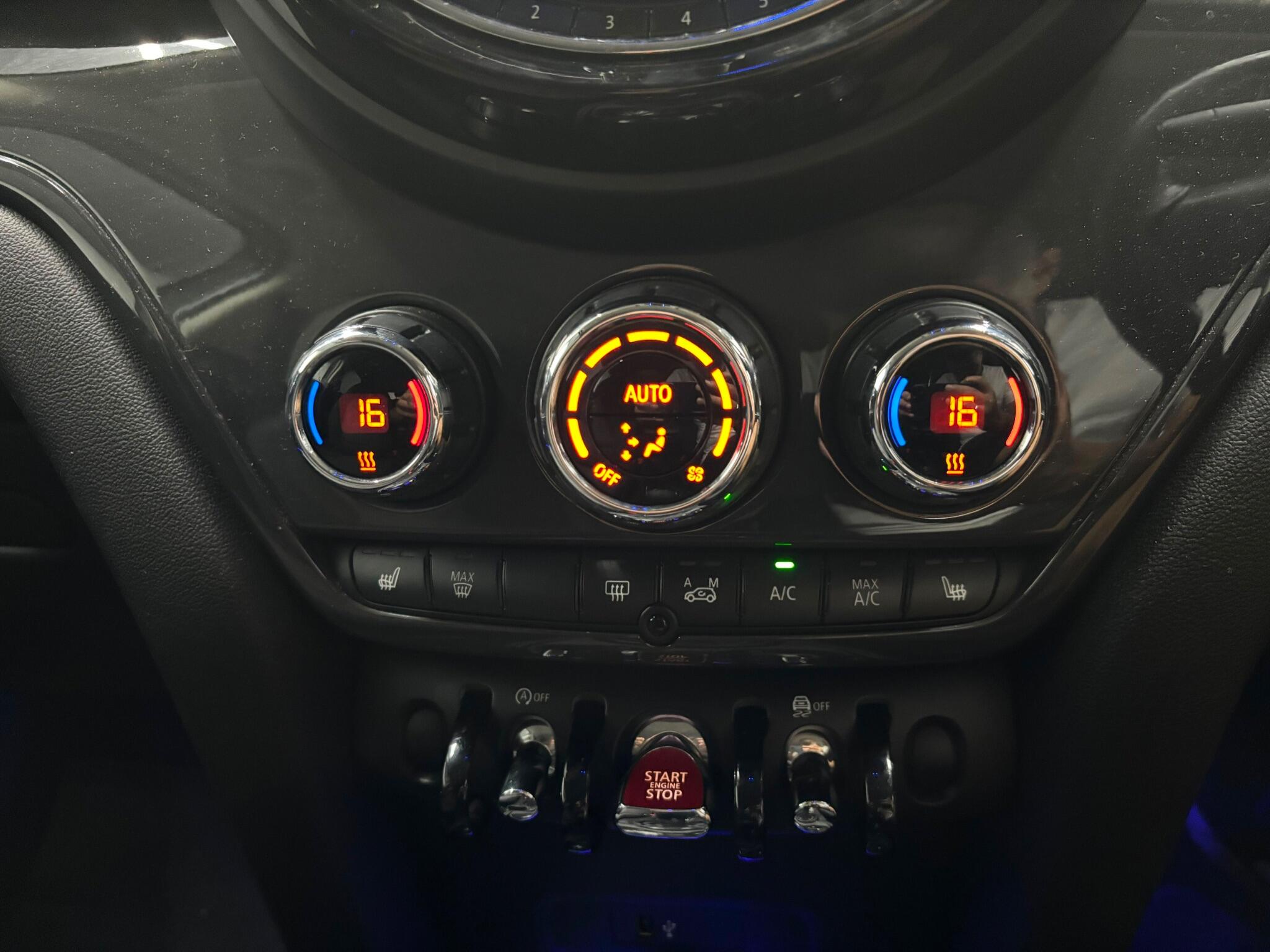 Mini Countryman view 25