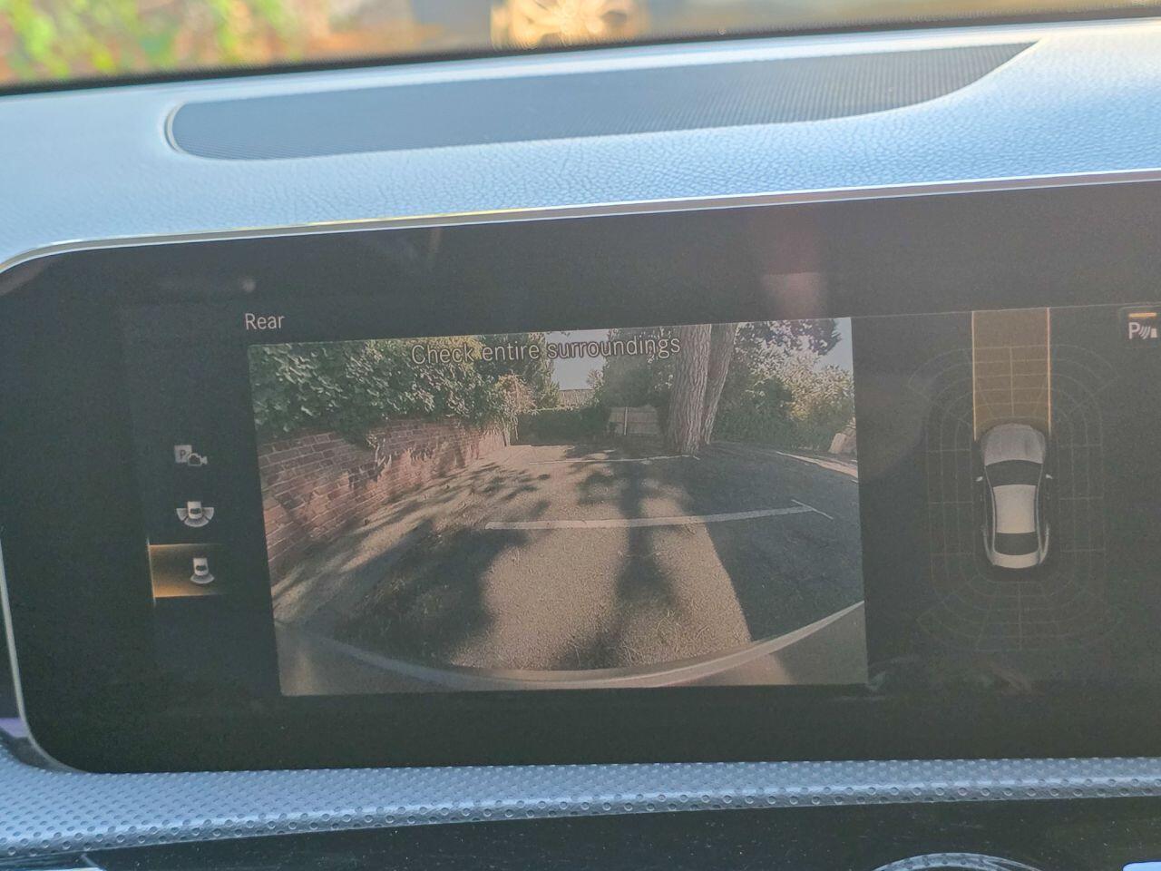 Mercedes-Benz Cla view 39