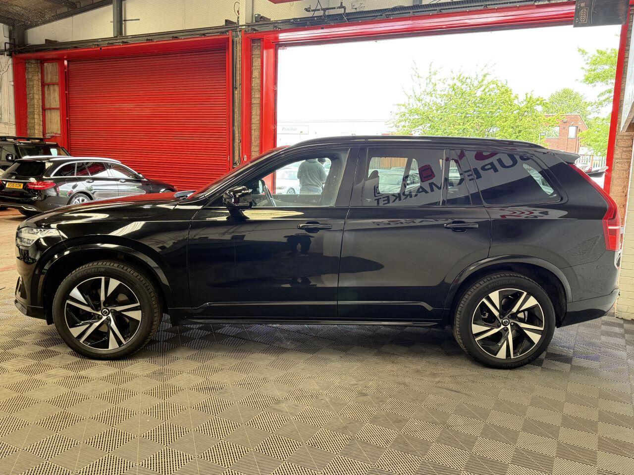 Volvo XC90 view 6