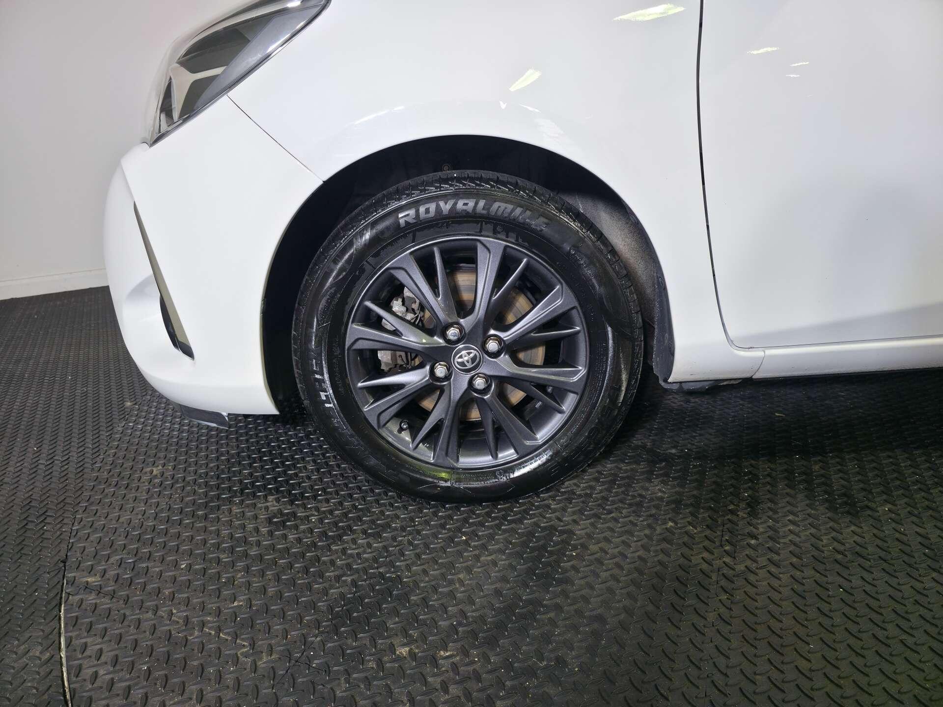 Toyota Yaris view 52