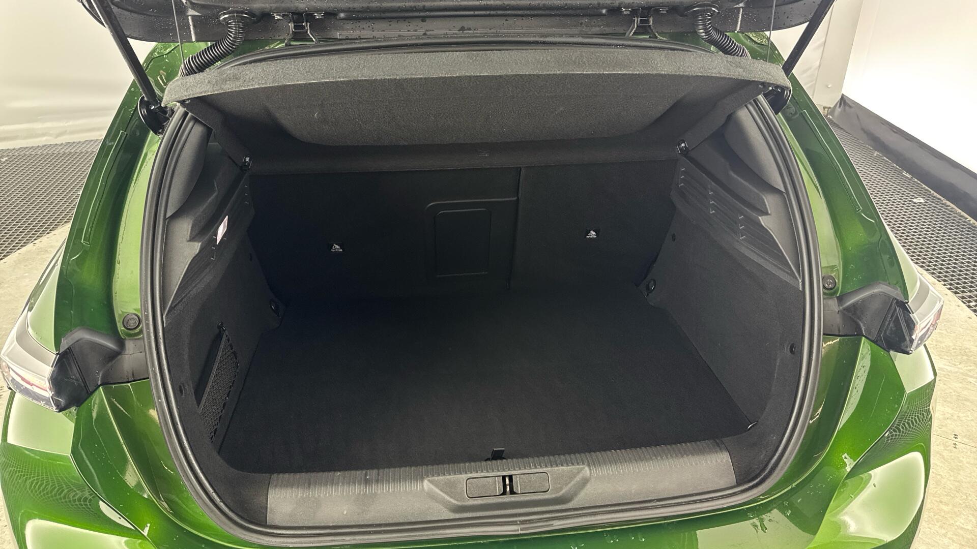 Peugeot 308 view 15
