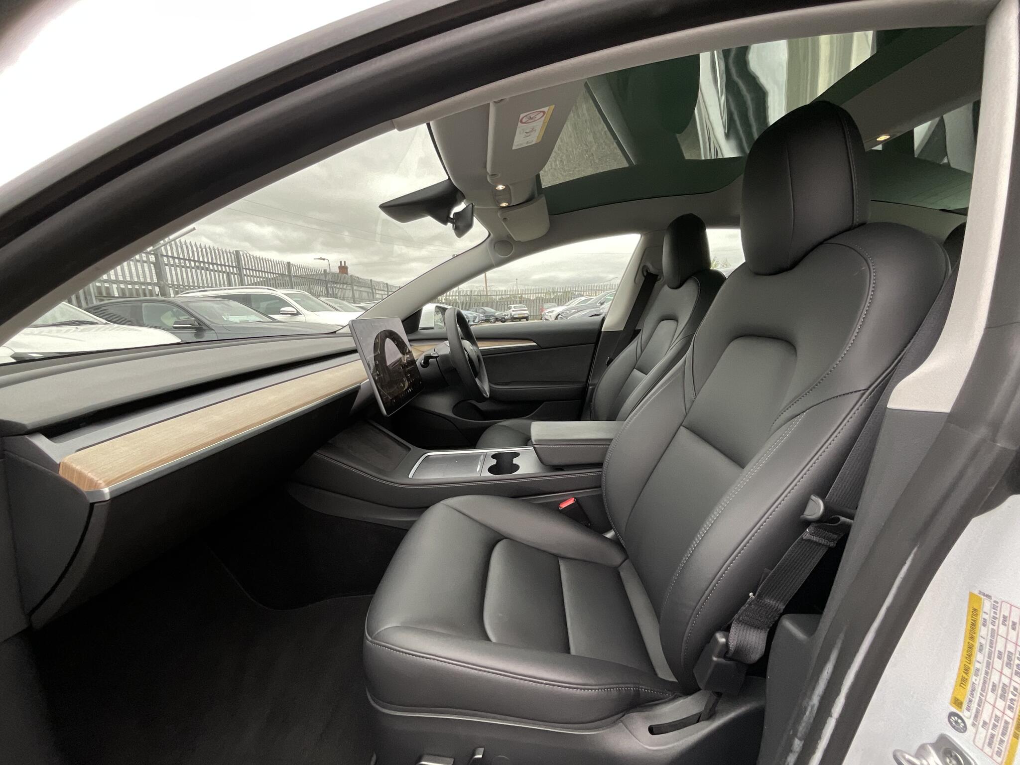 Tesla Model 3 view 18