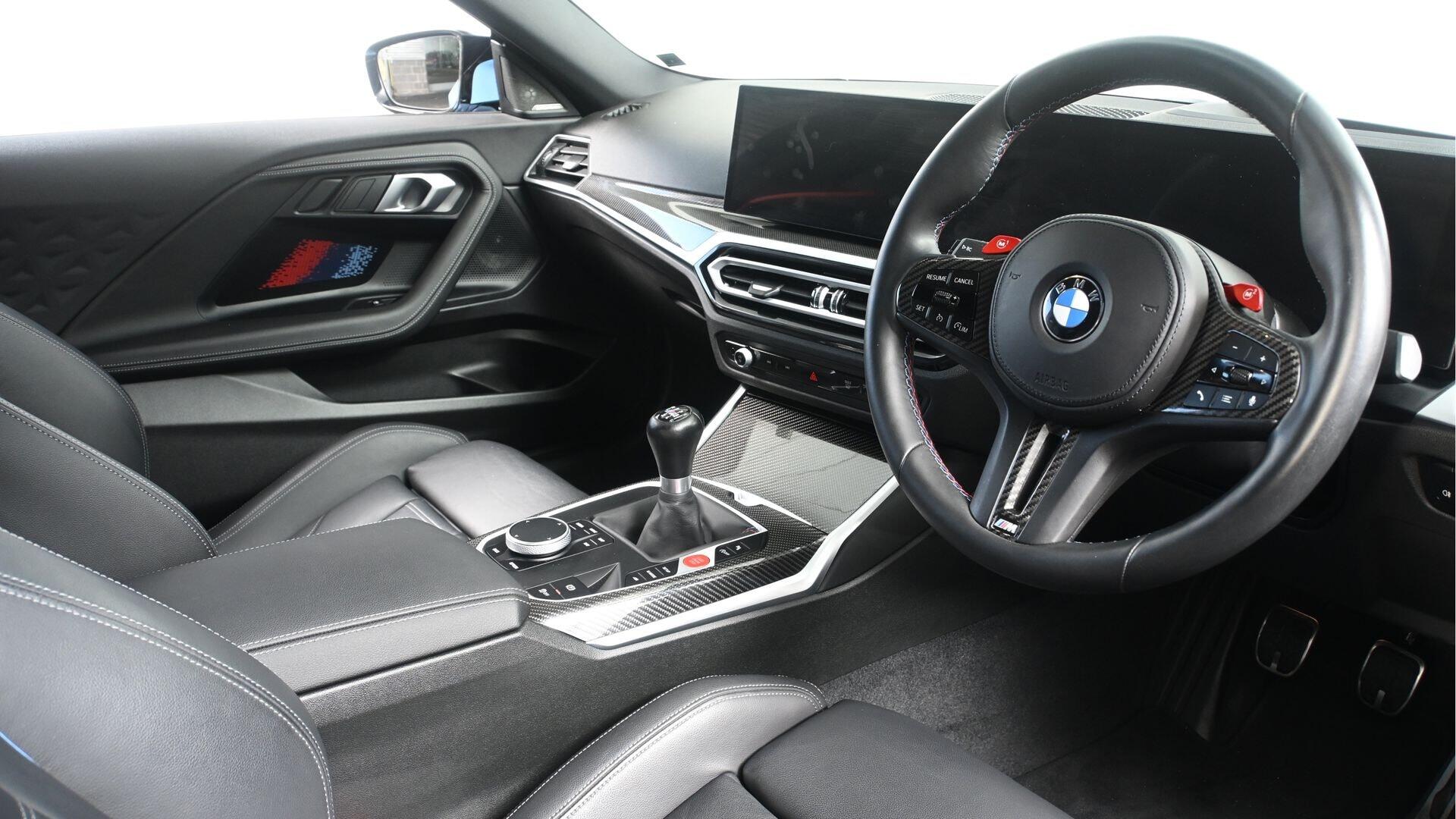 BMW M2 view 6