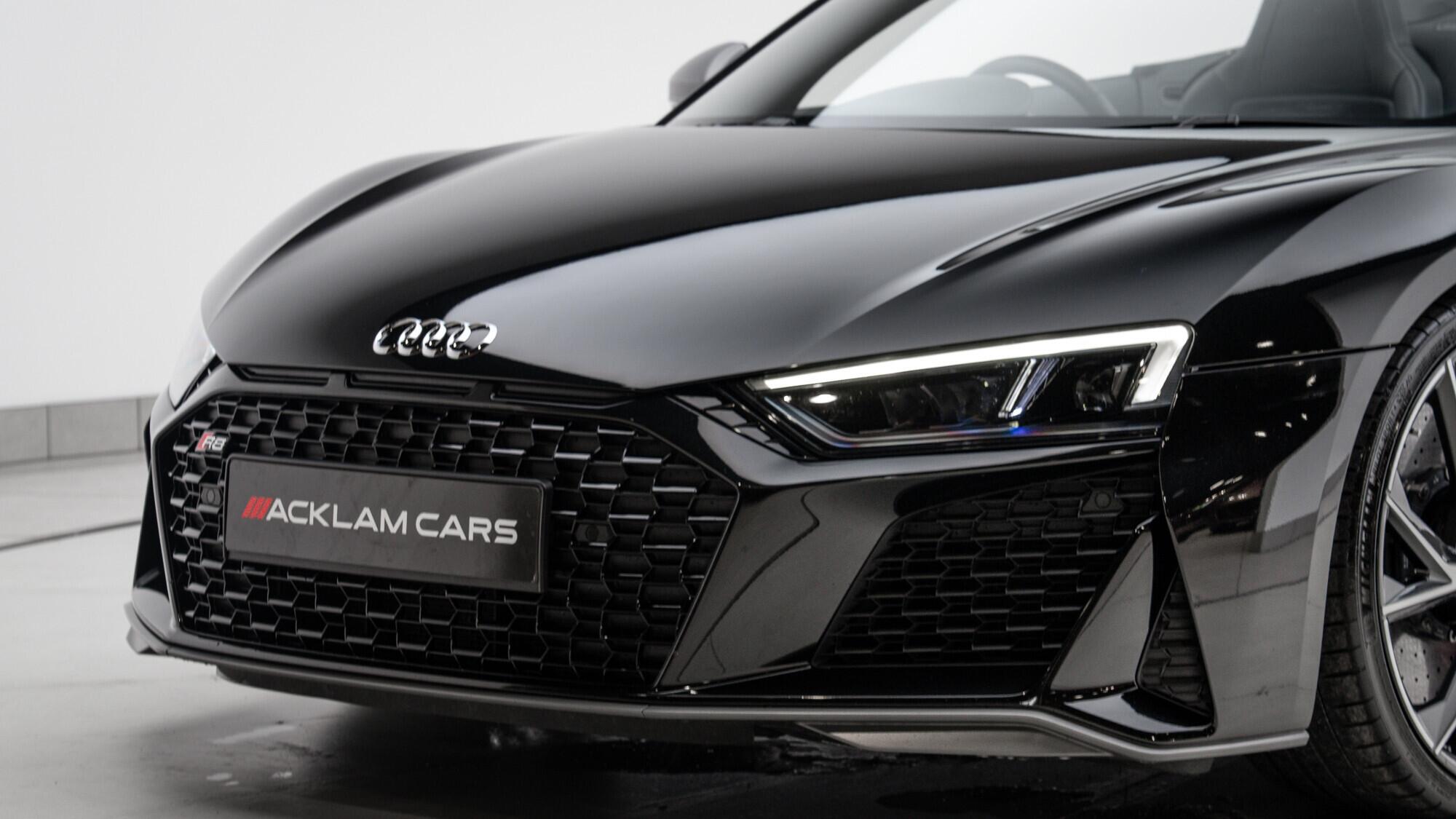 Audi R8 view 37