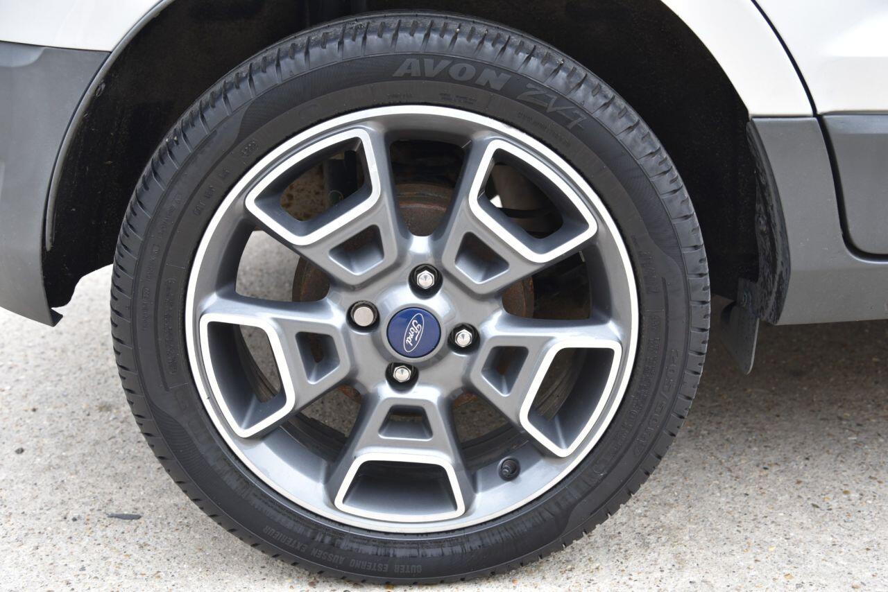 Ford Ecosport view 51