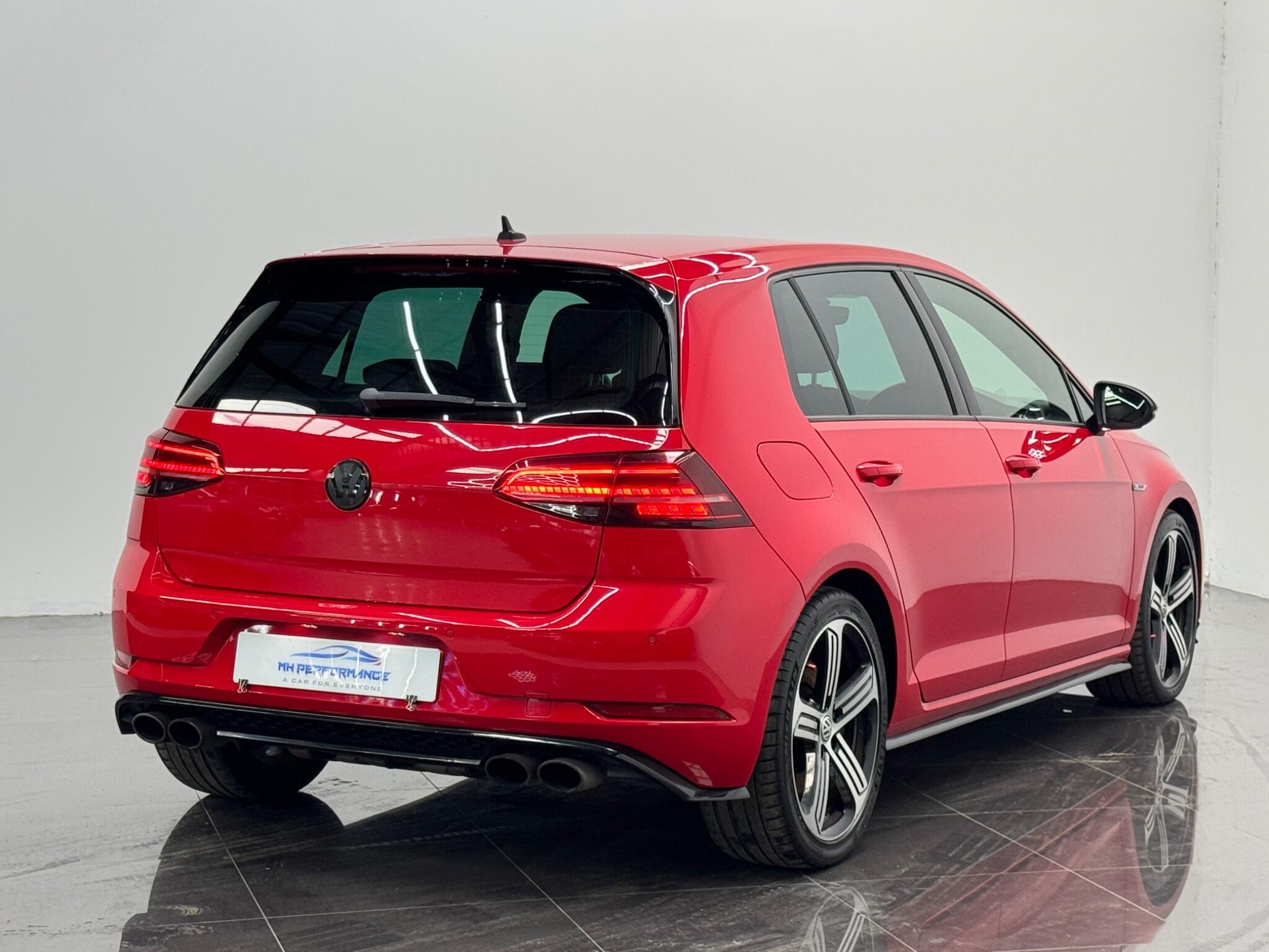 Volkswagen Golf view 9