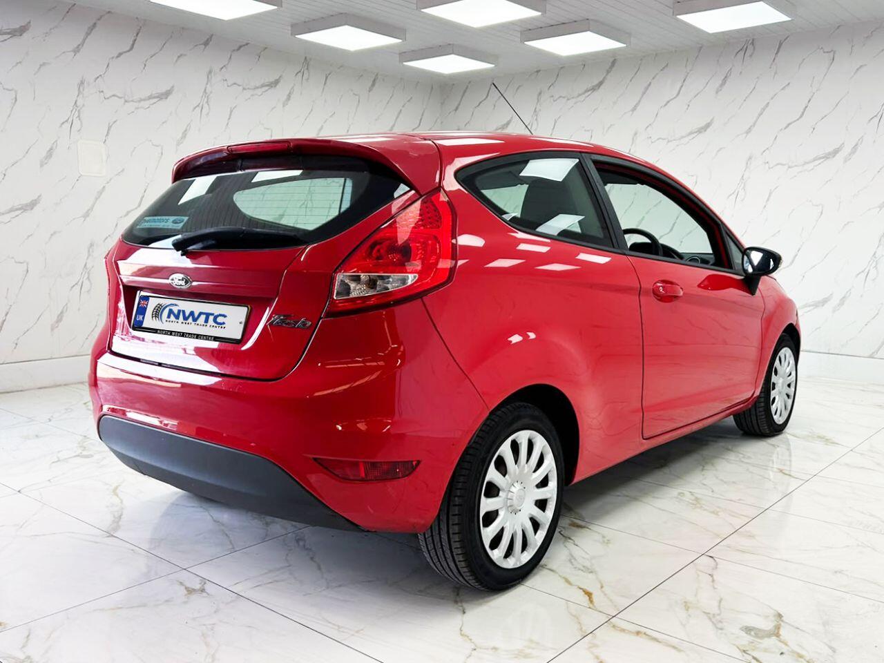 Ford Fiesta view 12