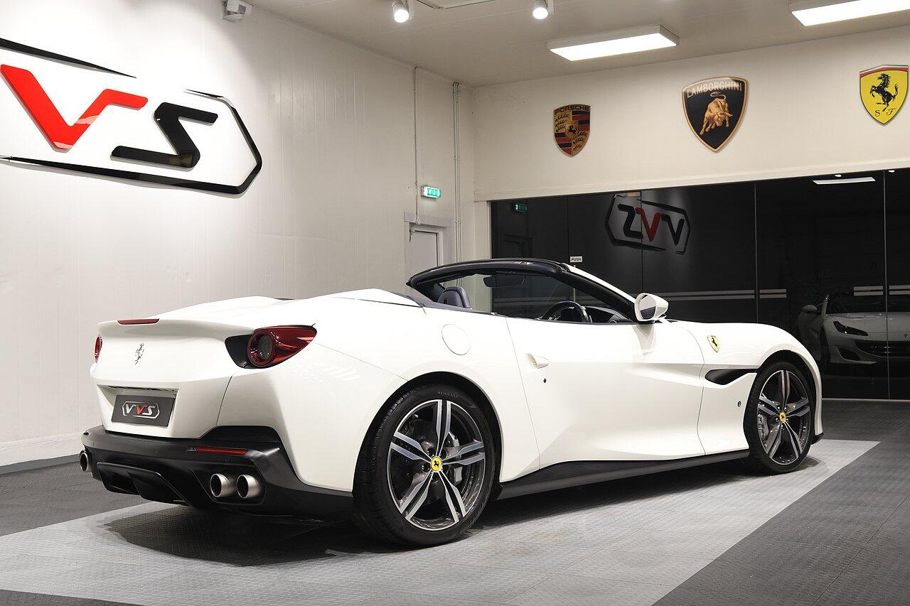Ferrari Portofino view 38